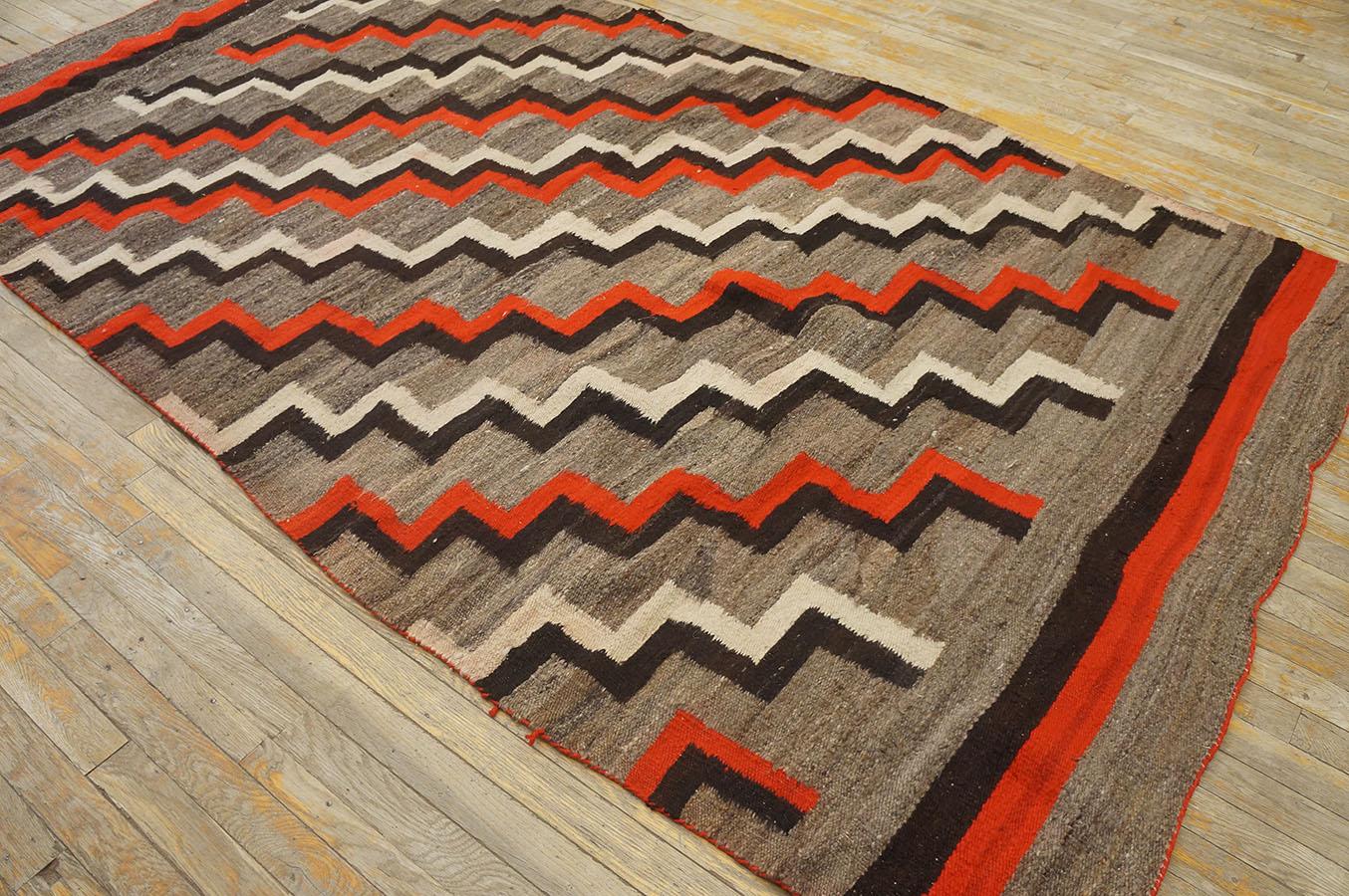Tappeto Navajo americano dei primi del Novecento ( 5'3'' x 9'2'' - 160 x 280 ) in vendita 4