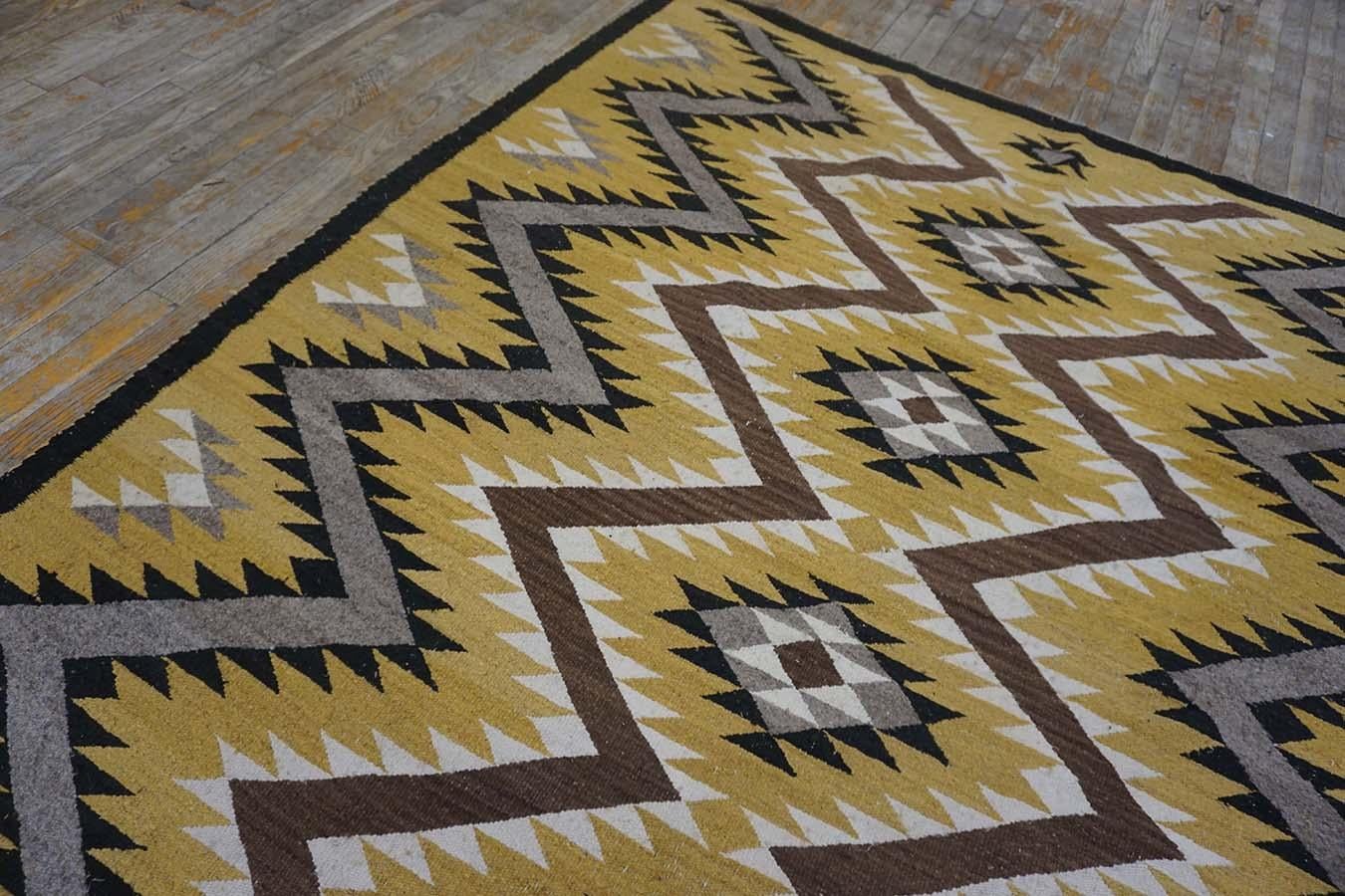 Early 20th Century American Navajo Carpet ( 5'8