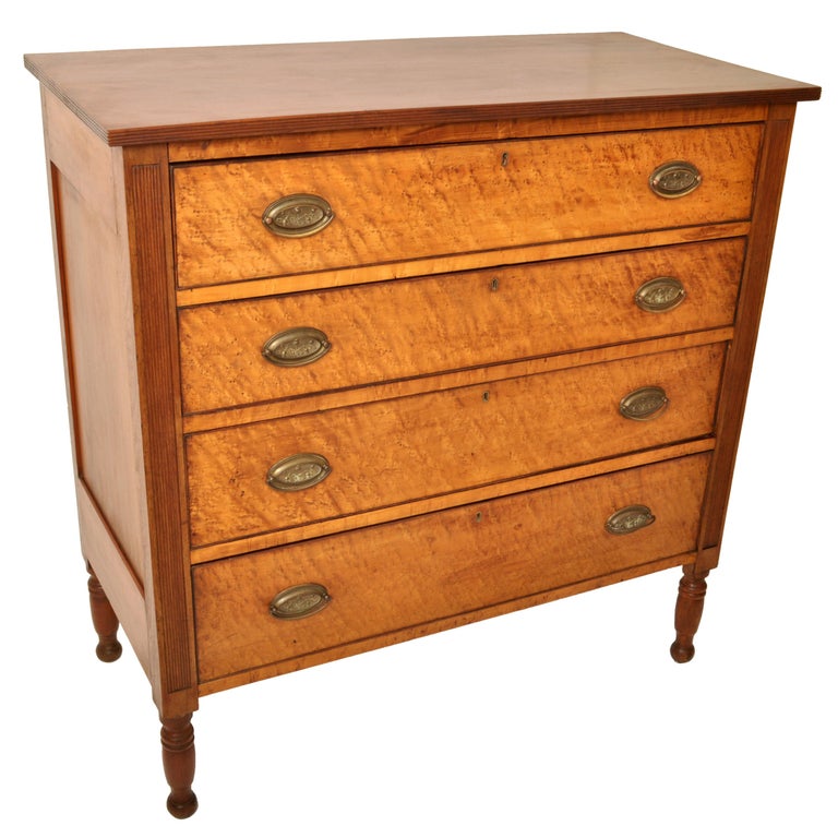 Antique American New England Sheraton Cherry Maple Dresser Chest Drawers, 1825 For Sale 2