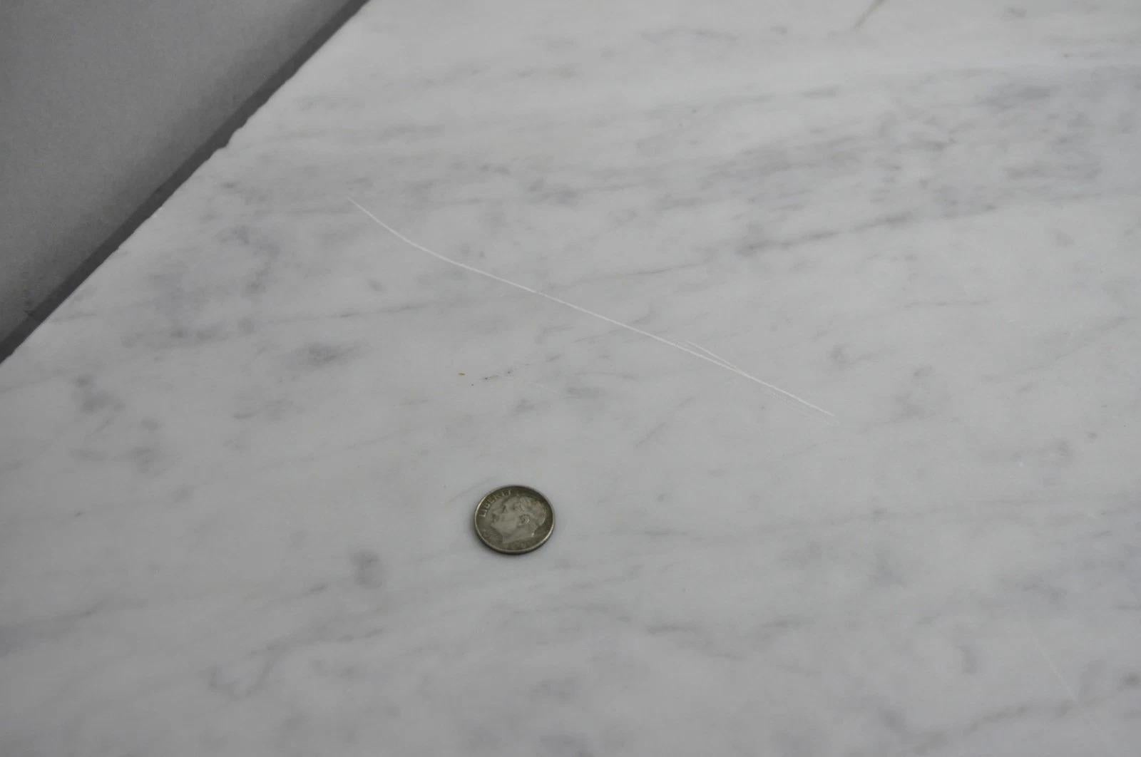 Antico tavolo da molo con console in mogano con piano in marmo di New York Classico in vendita 4