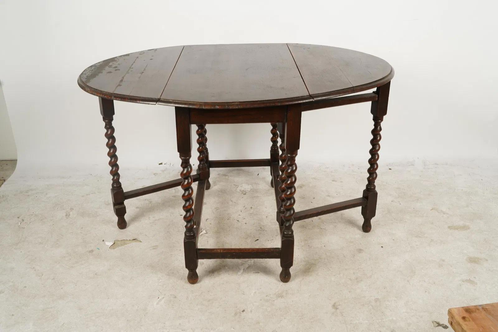 Ancienne table à abattant en chêne Oak Oak Twist Gate Leg Début du 19e siècle en vente 1