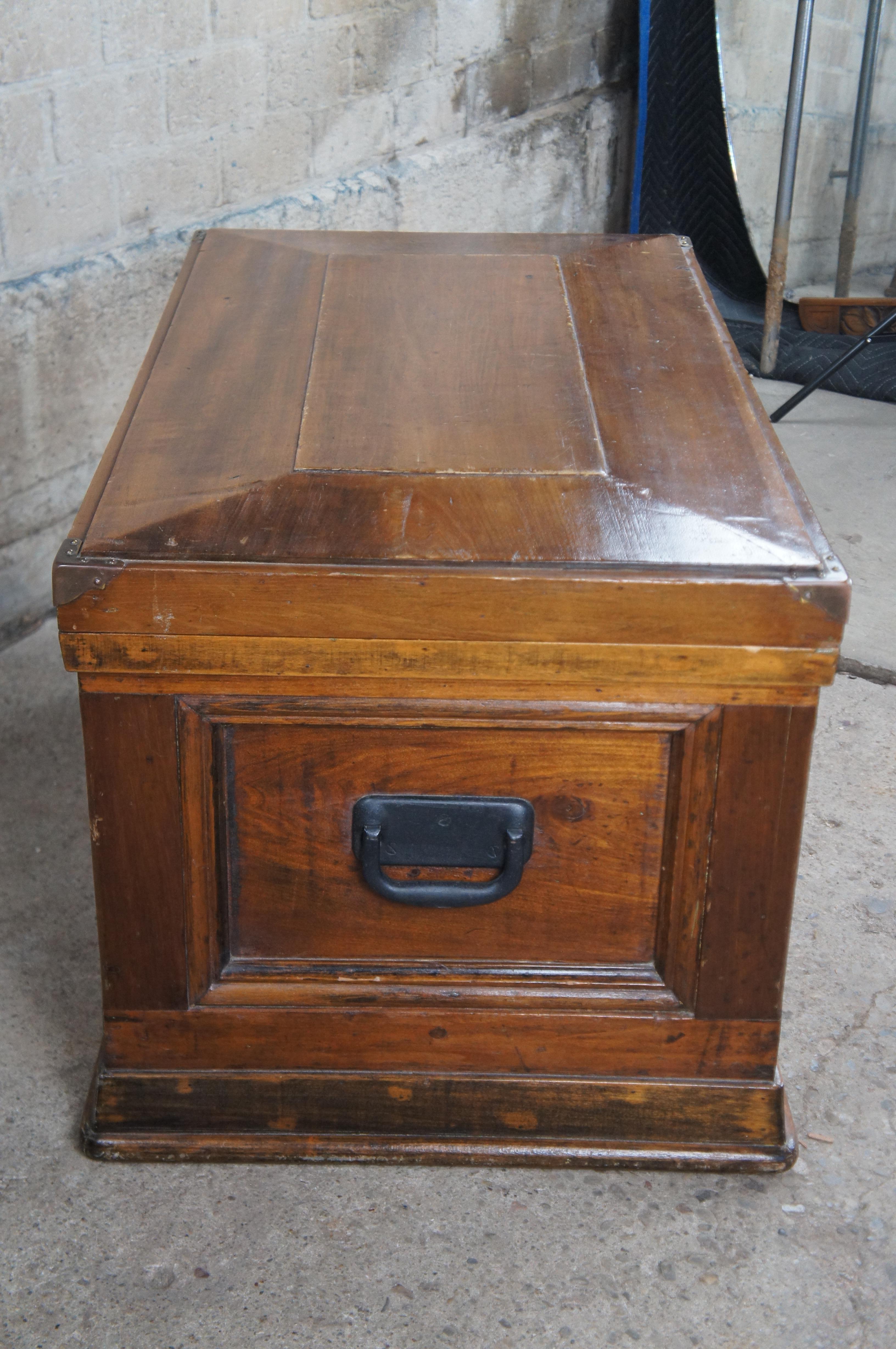 Antique American Oak & Brass Carpenters Tool Chest Blanket Storage Trunk 39