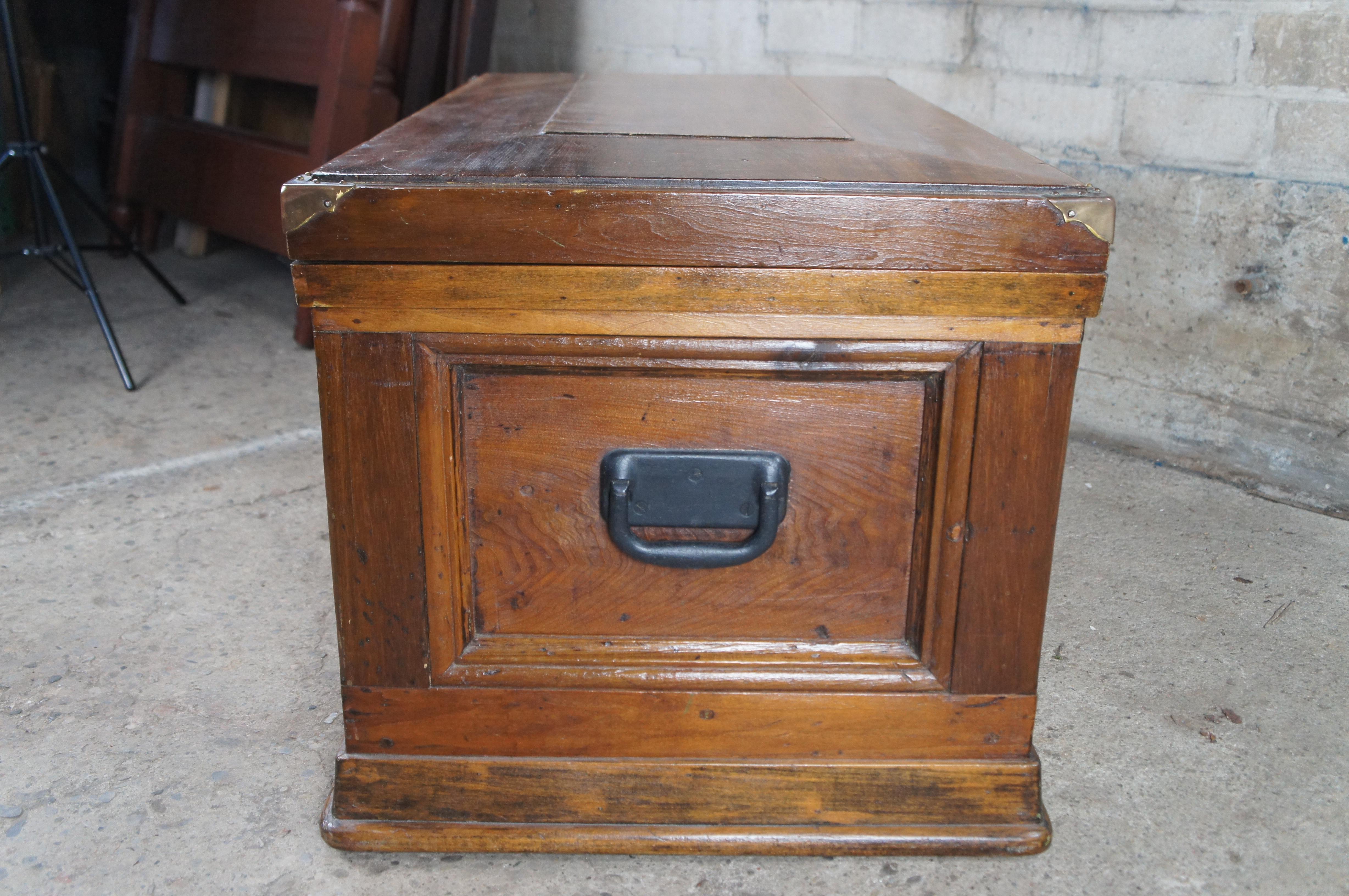 Antique American Oak & Brass Carpenters Tool Chest Blanket Storage Trunk 39