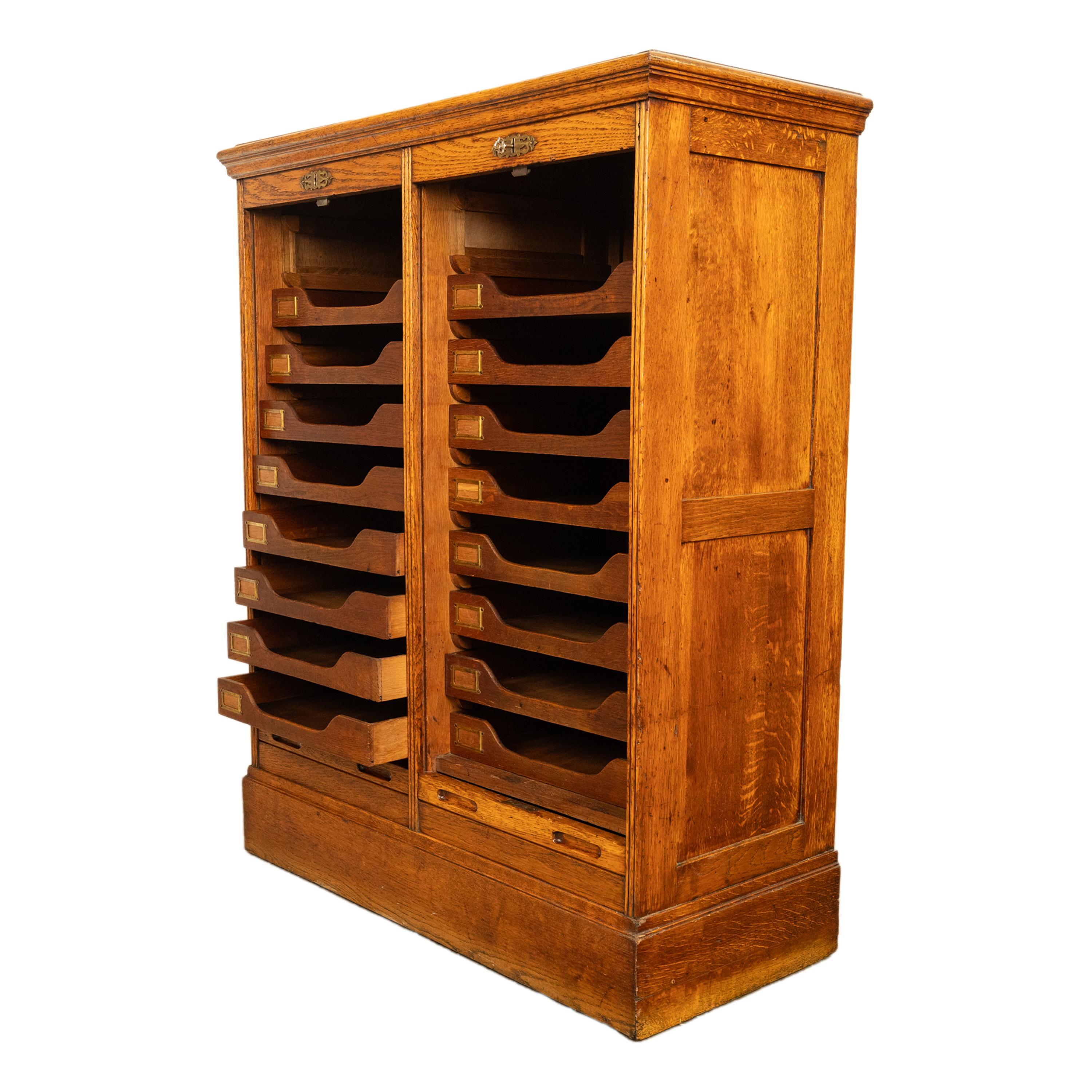 Antique American Oak Double Tambour Roll Top 16 Drawer Filing Cabinet 1910 In Good Condition For Sale In Portland, OR