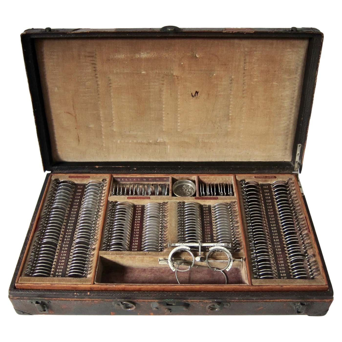 Antique American Optometry Trial lens Set with Testing Glasses For Sale ...
