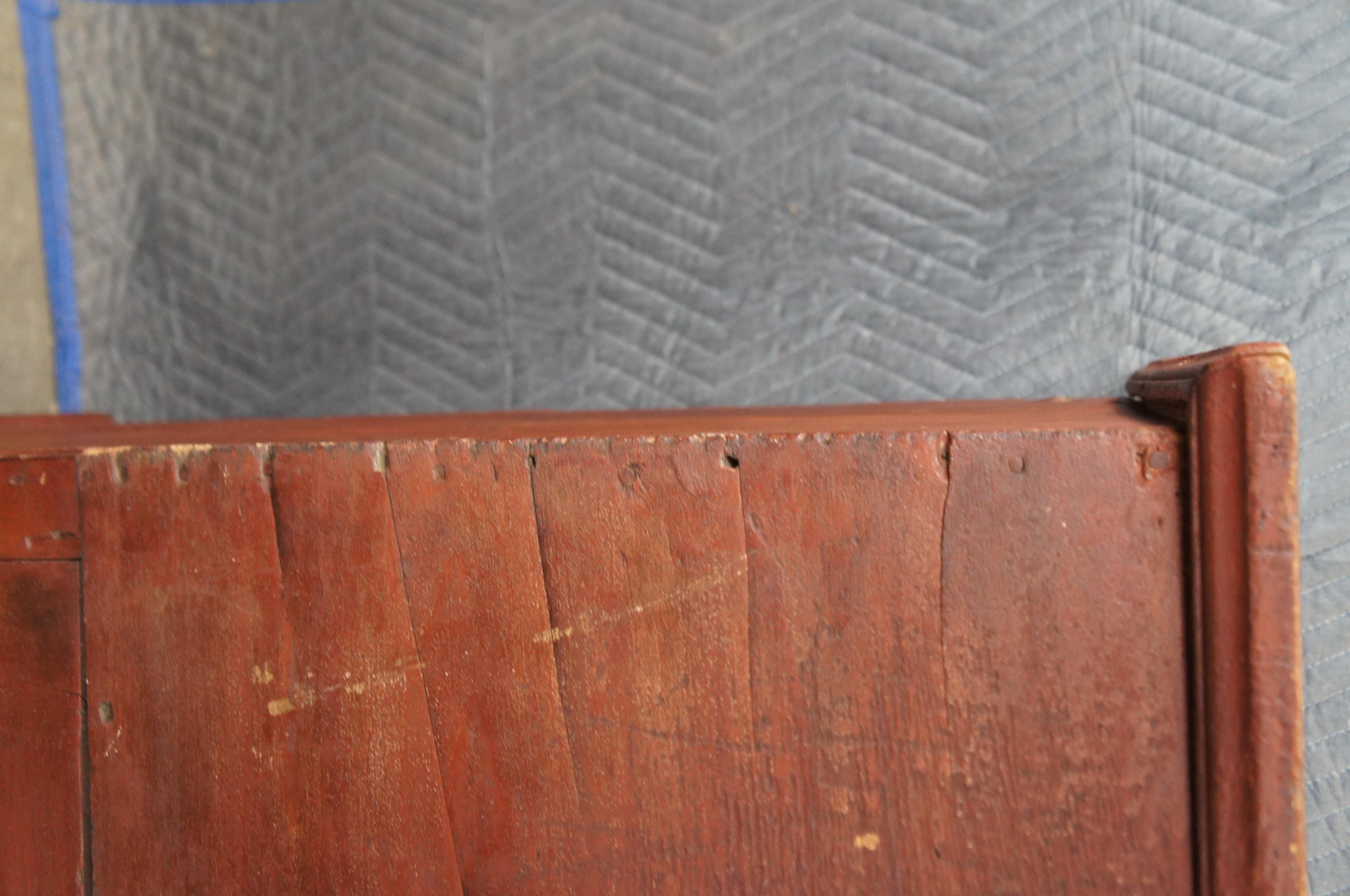 Ancienne commode de ferme peinte américaine, coffre de rangement pour mules et couvertures 38 po. en vente 1