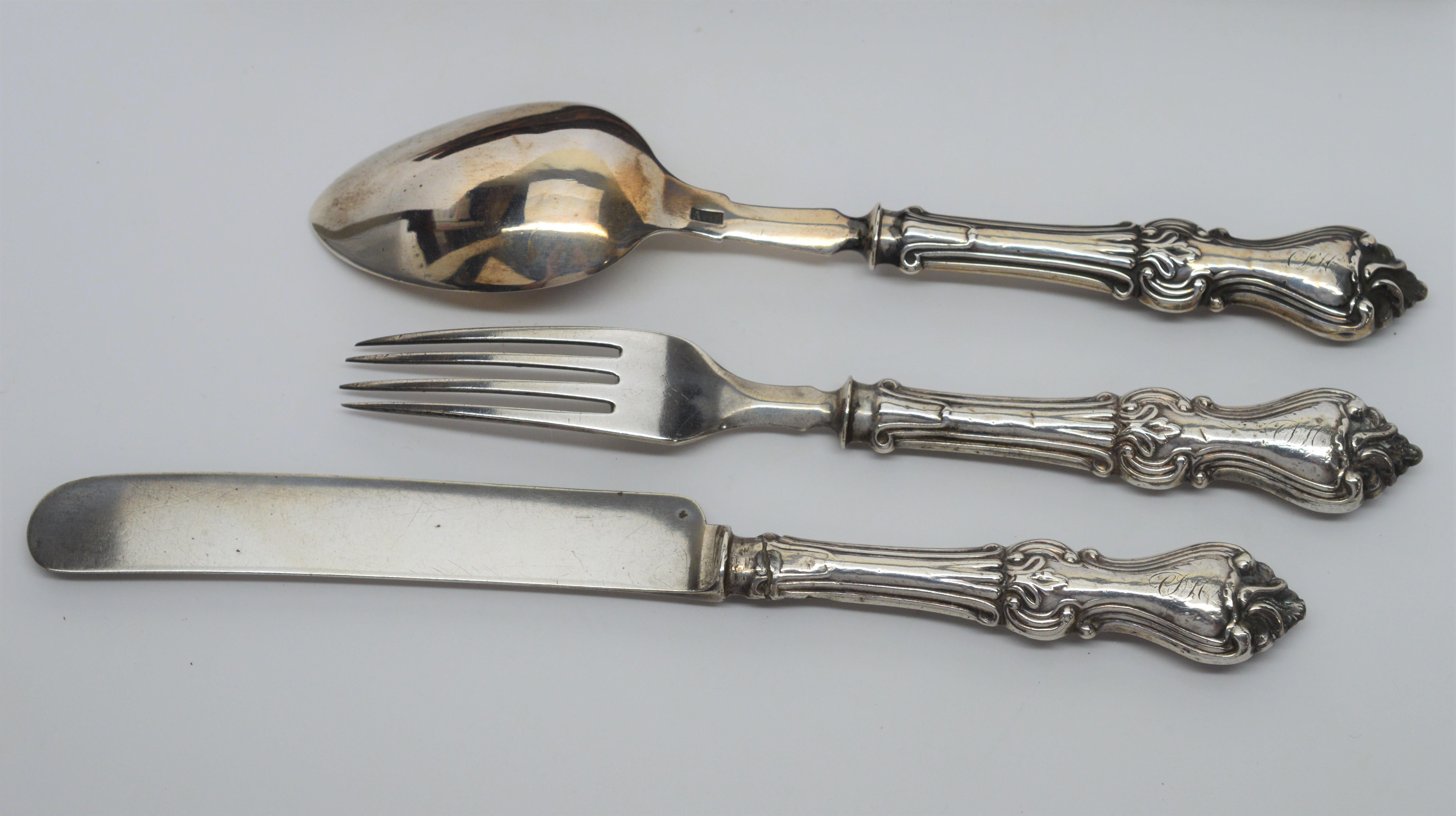 Antique American Personal Travel Sterling Silver Flatware Set In Good Condition In Mount Kisco, NY