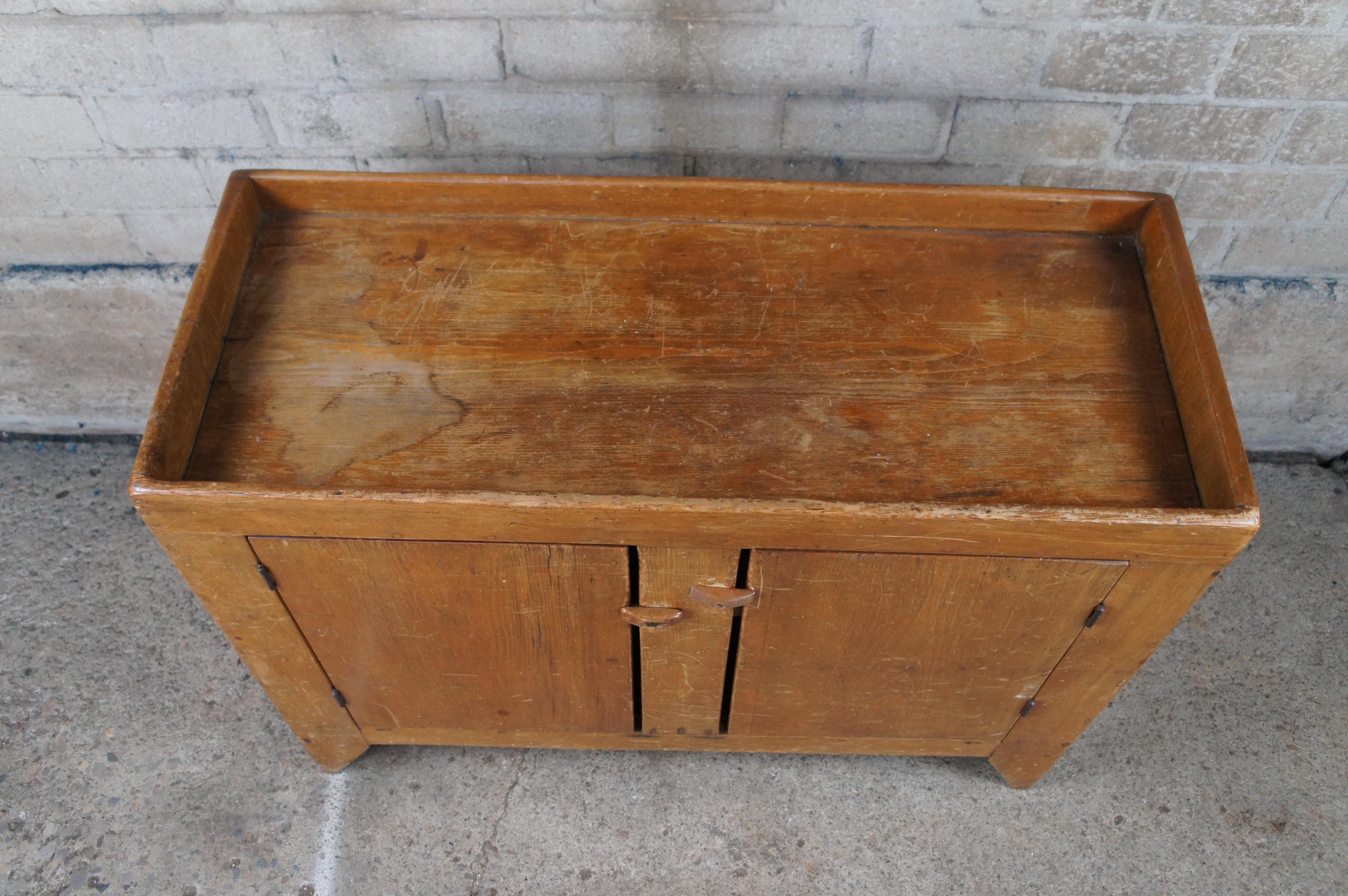 19th Century Antique American Pine Dry Sink Country Farmhouse Washstand Pantry 41