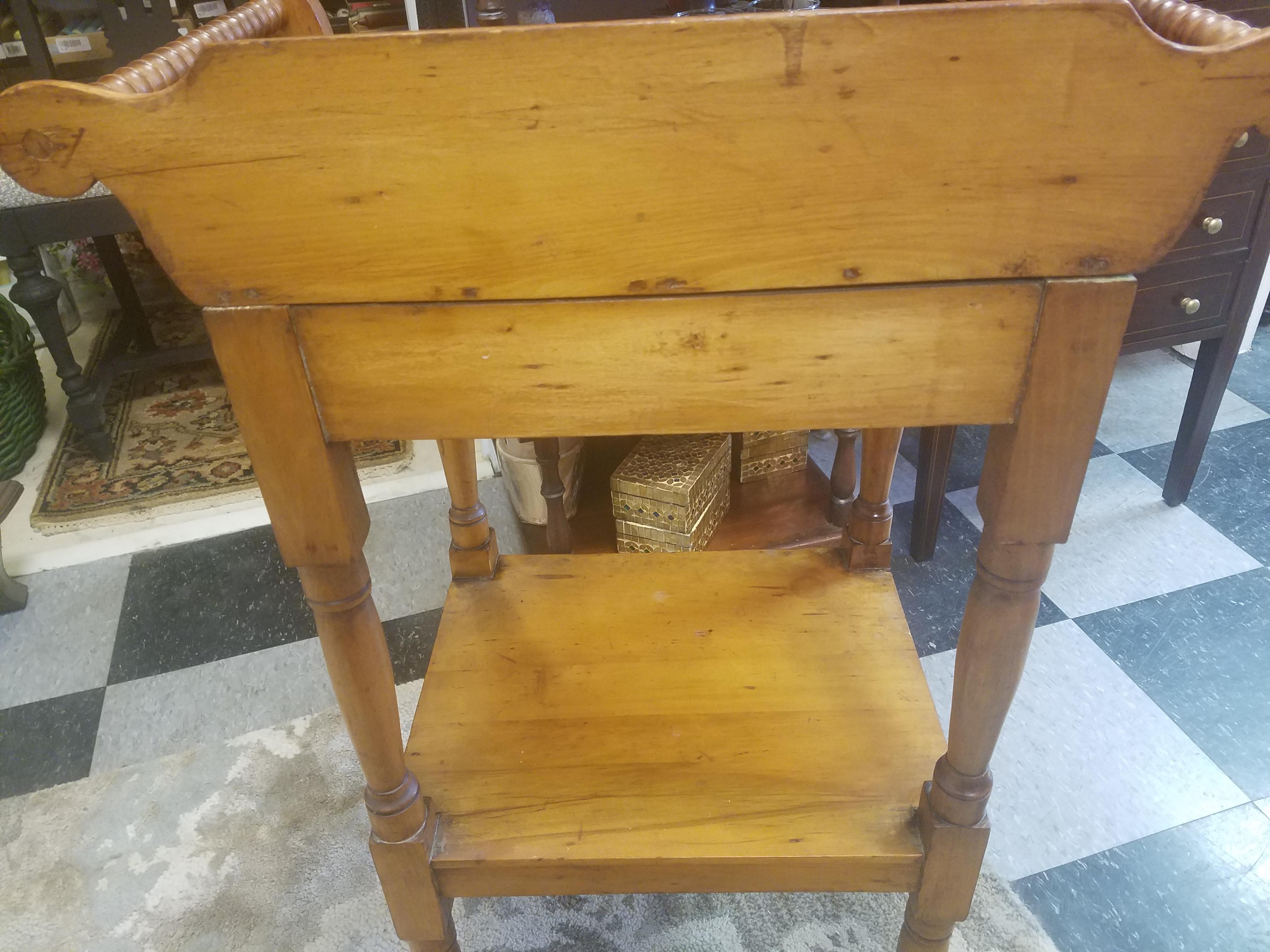 Antique American Pine End-Table For Sale 6