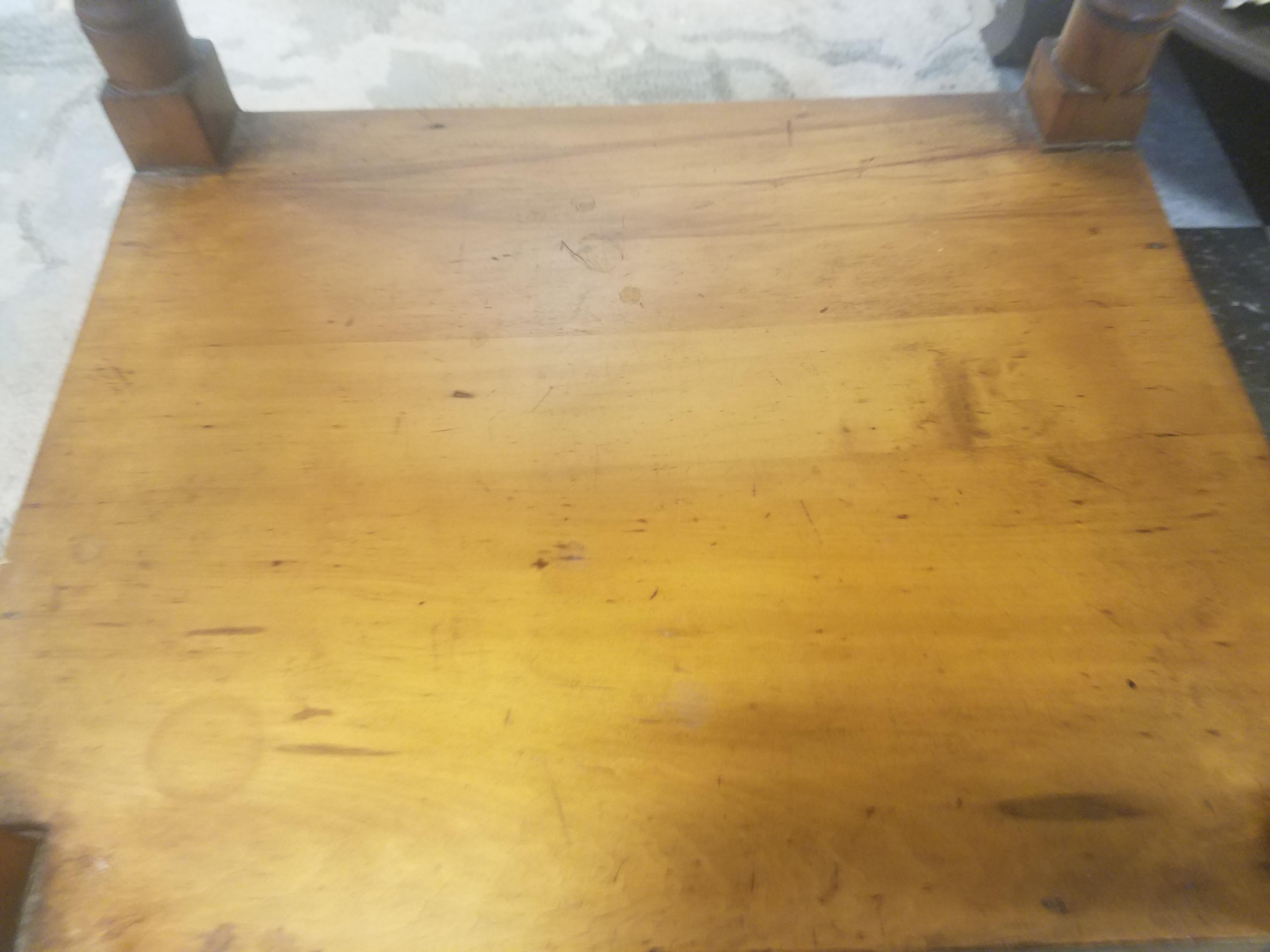 Antique American Pine End-Table For Sale 3
