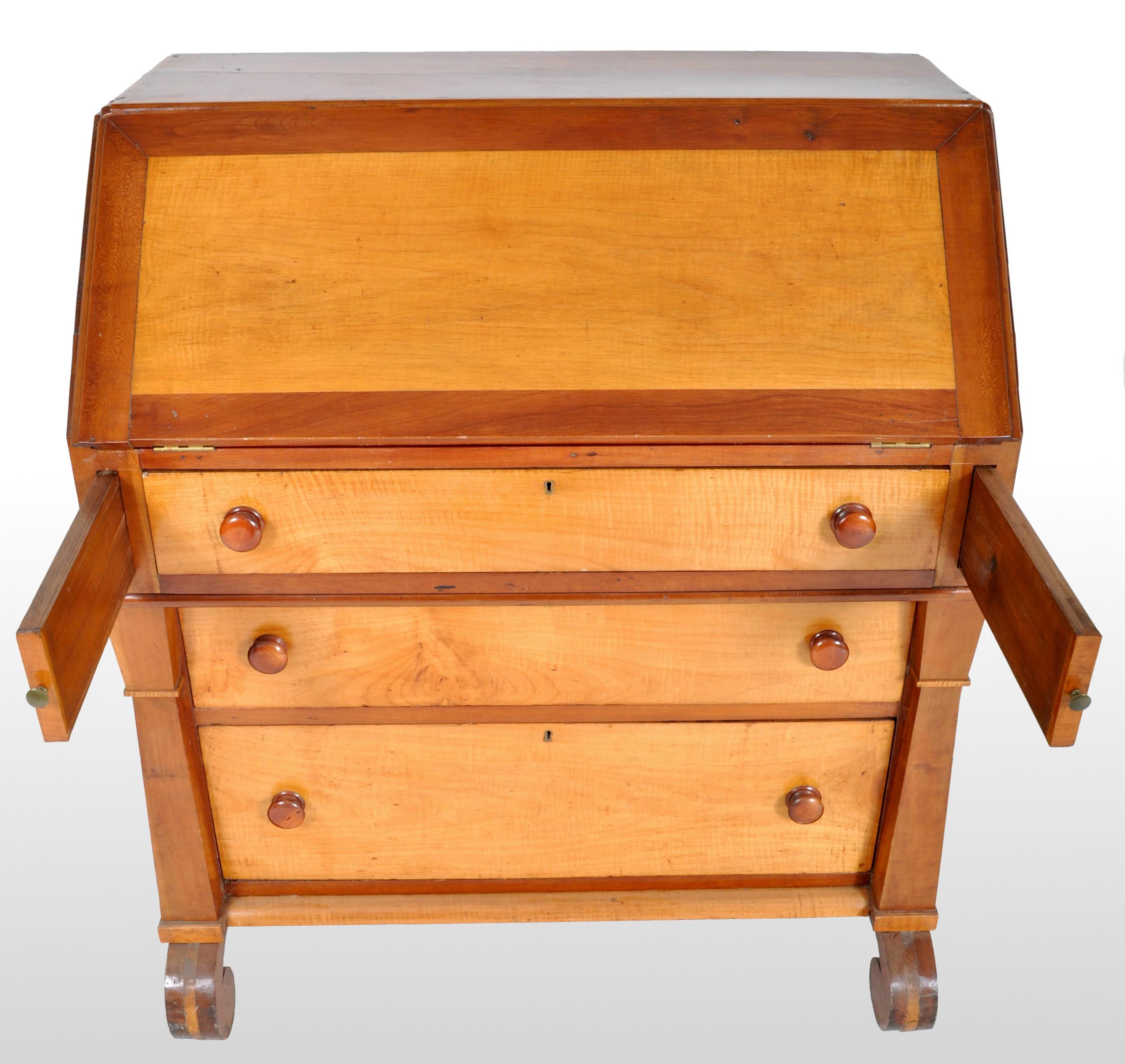 Antique American Pre-Civil War Empire Maple Bureau/Desk Pennsylvania, circa 1830 In Good Condition In Portland, OR