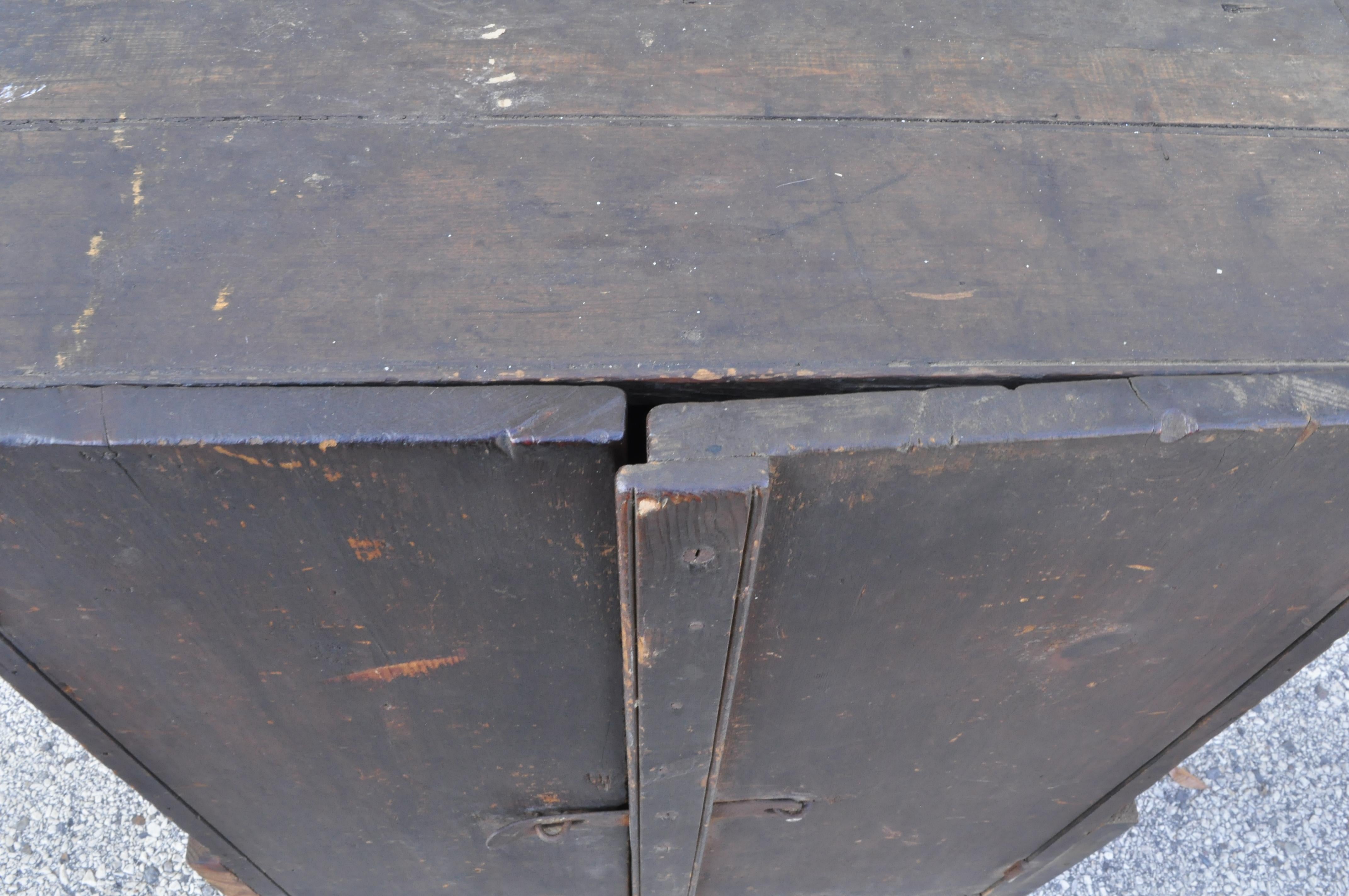 Antique American Primitive Distressed Wood 2-Door Storage Tool Cabinet Cupboard 5