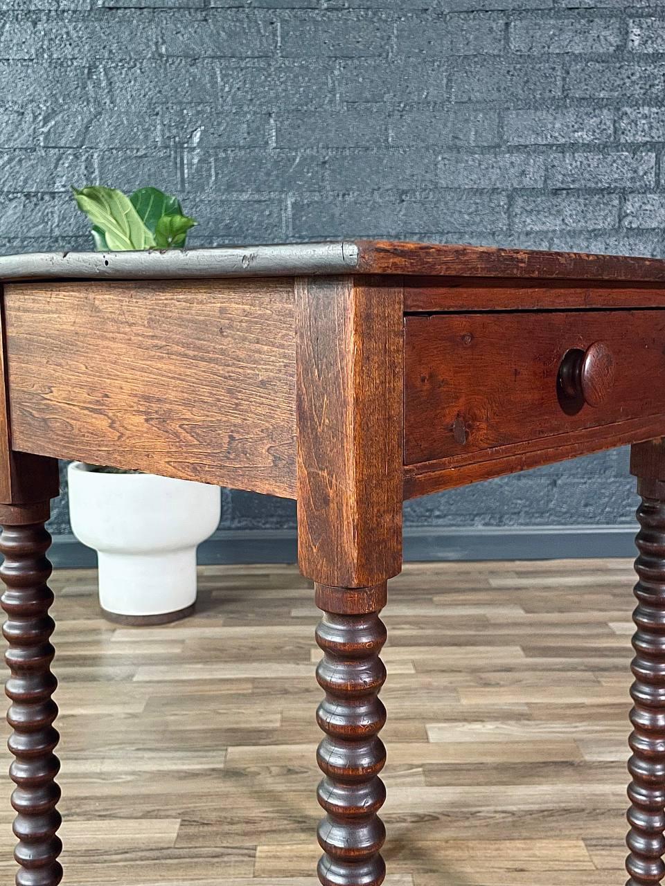 Antique American Primitive Handcrafted Spool-Turned Leg Side Table 2