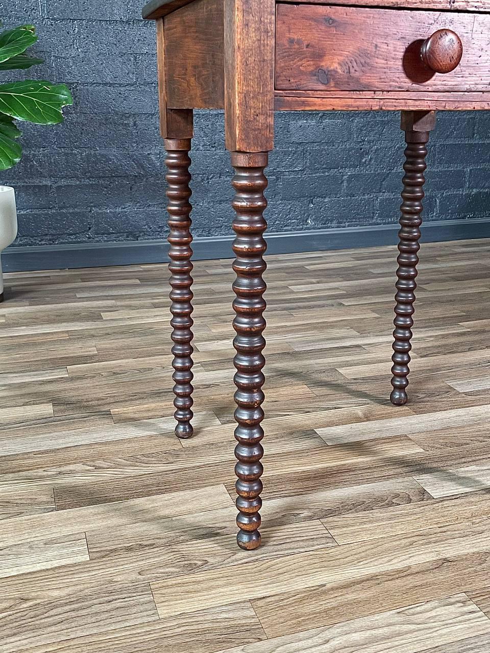Antique American Primitive Handcrafted Spool-Turned Leg Side Table 4
