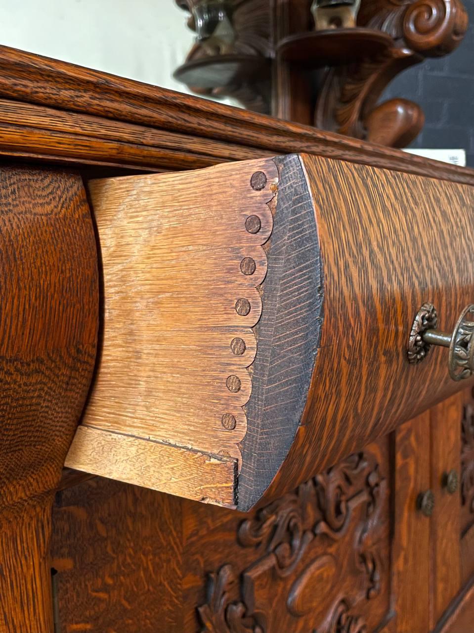 Antique American Quarter-Sawn Oak Sideboard w/ Winged Griffin Carvings For Sale 4