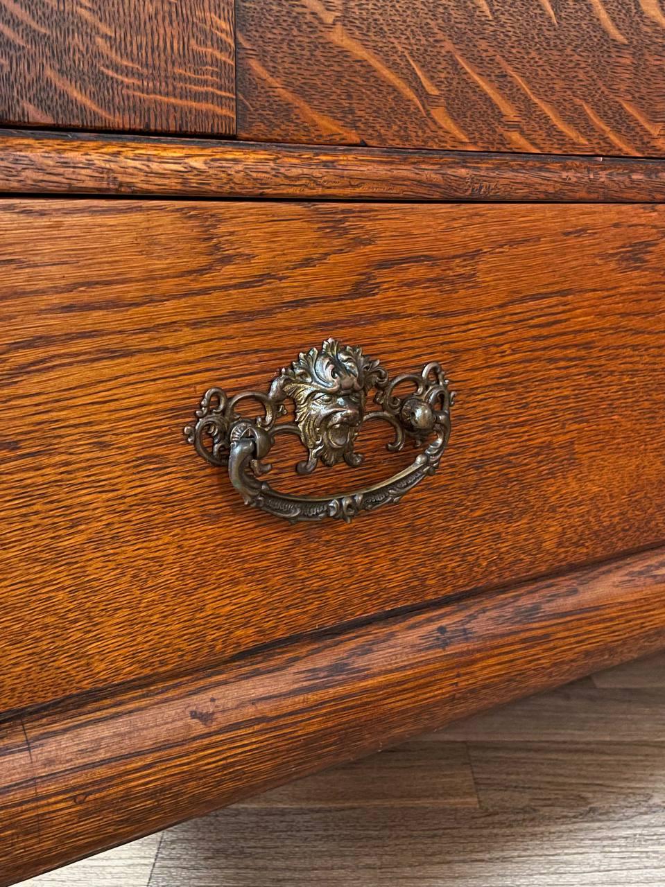 Antique American Quarter-Sawn Oak Sideboard w/ Winged Griffin Carvings For Sale 3