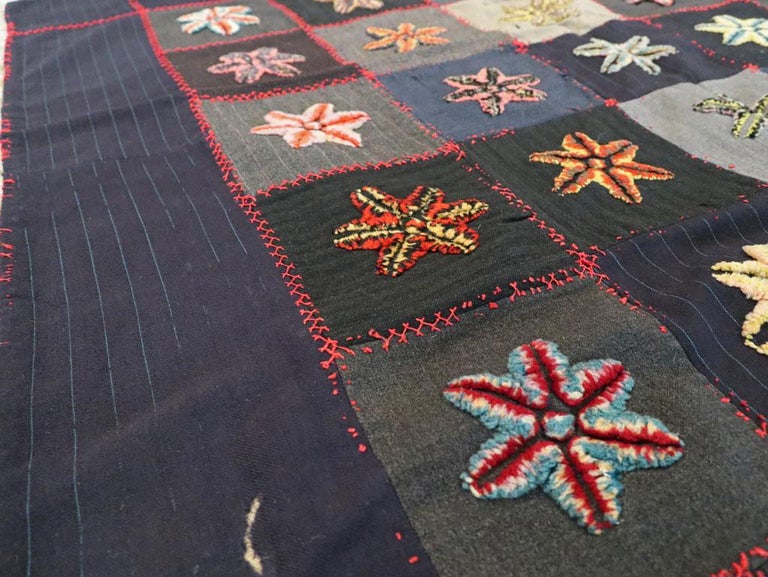 Antique American Quilt For Sale at 1stdibs