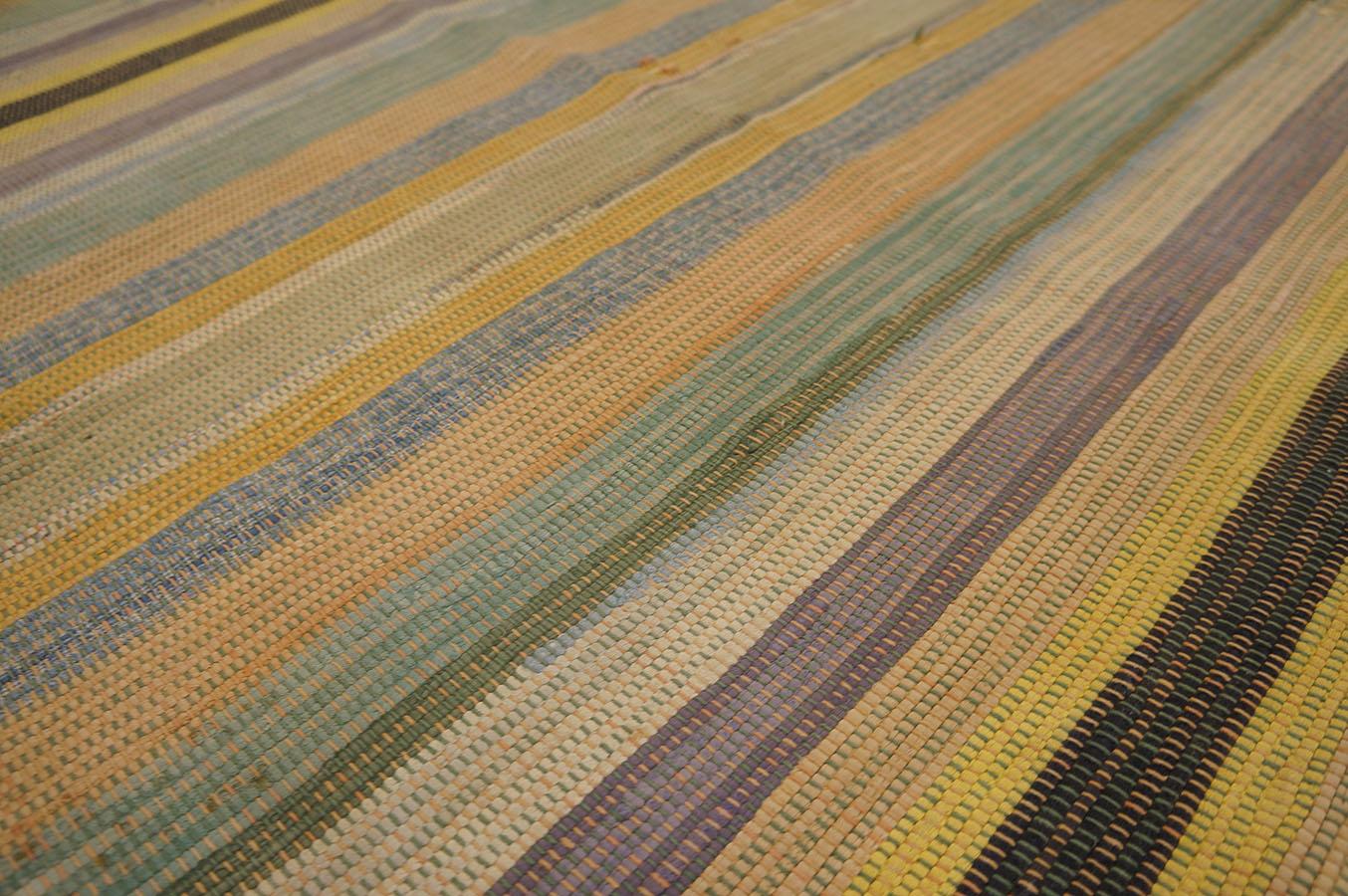 Wool Late 19th Century American Shaker Rag Rug ( 11' 8'' x 12' 6'' - 355 x 381 cm )