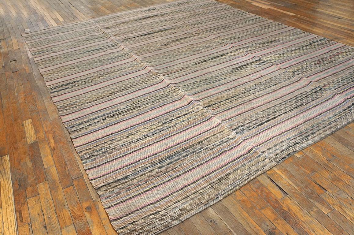 Late 19th Century American Shaker Rag Rug ( 8' x 11' - 245 x 335 cm ) In Good Condition For Sale In New York, NY