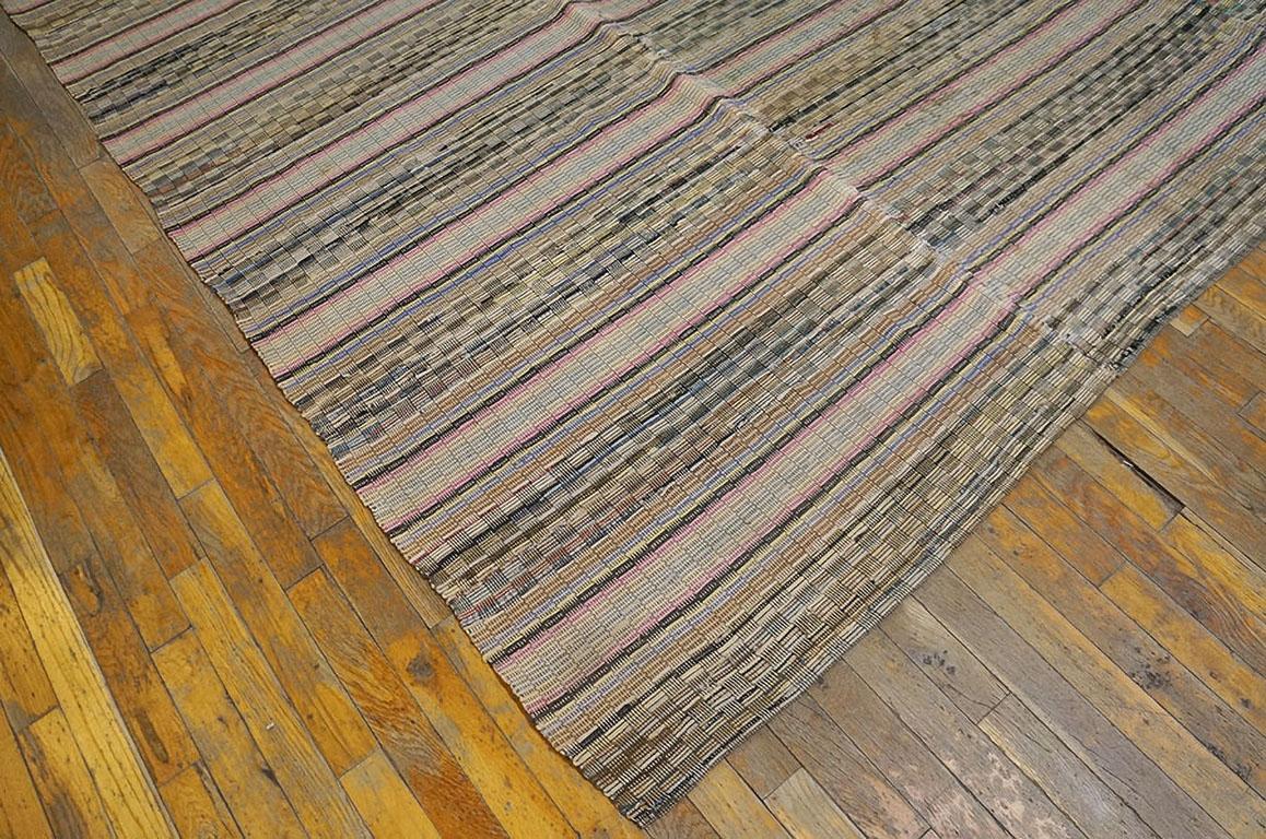 Early 20th Century Late 19th Century American Shaker Rag Rug ( 8' x 11' - 245 x 335 cm ) For Sale