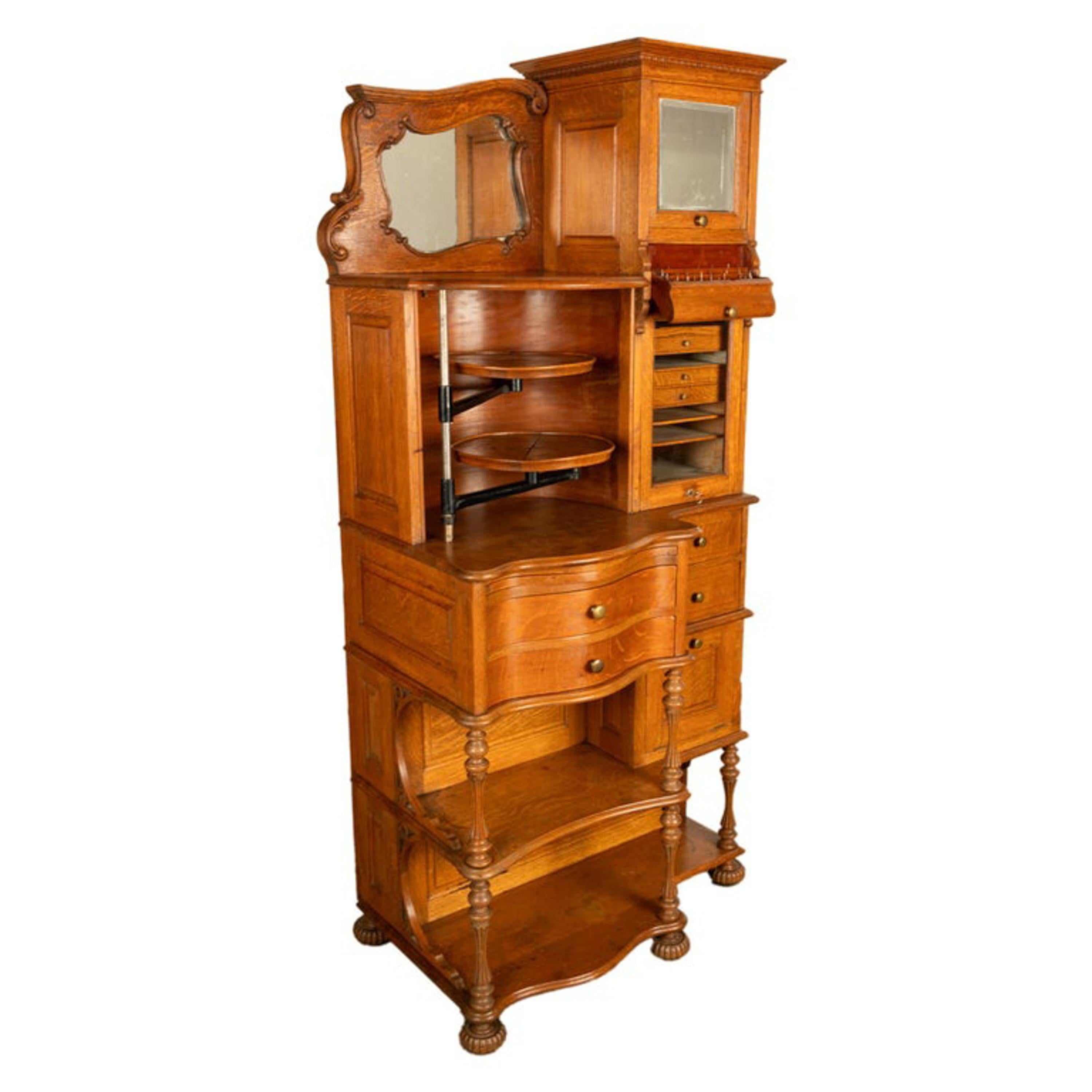 Antiker amerikanischer Ransom & Randolph # 65, Dentalschrank aus geschnitzter Eiche, Toledo OH 1900 (Spätes 19. Jahrhundert) im Angebot