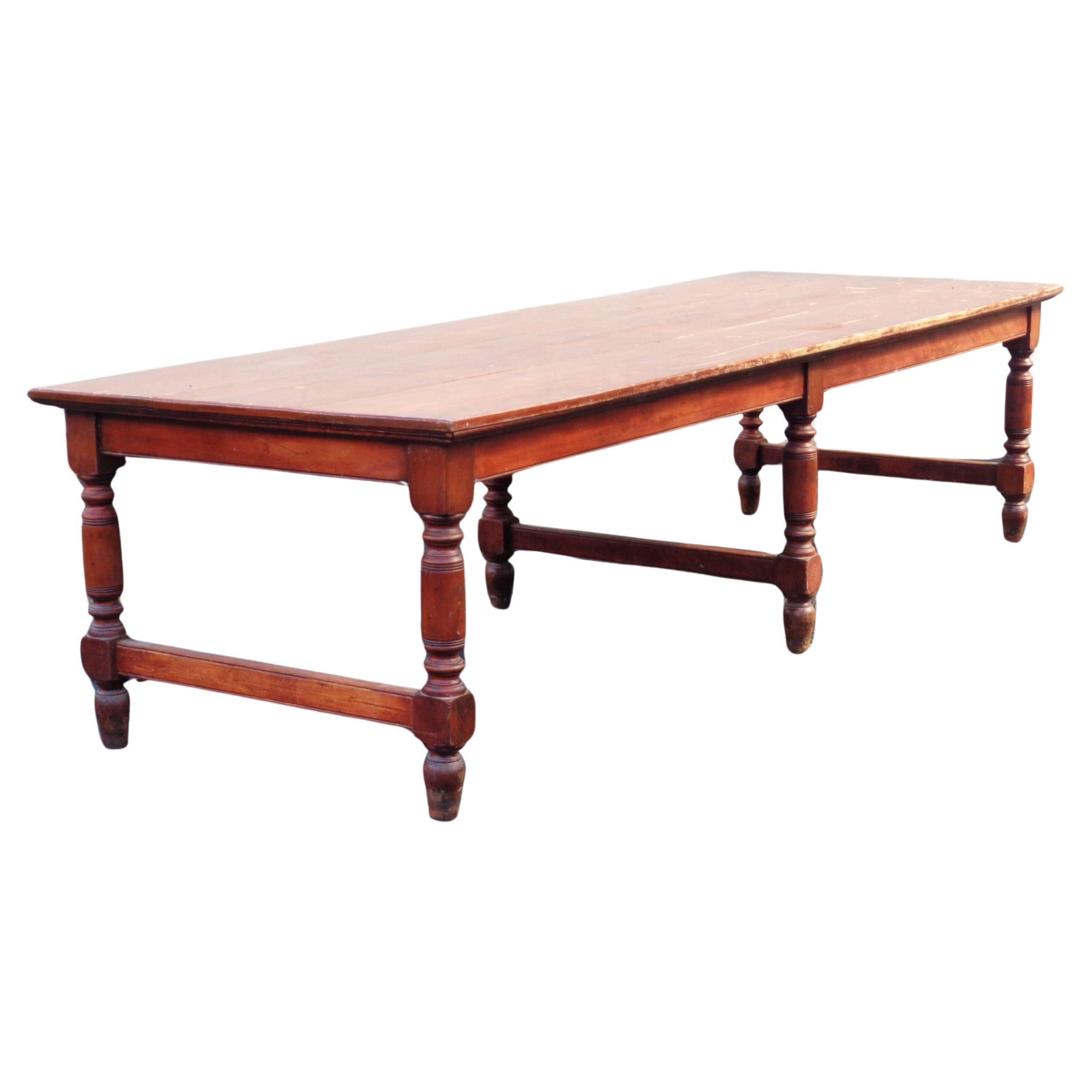 Antique American Banquet Dining Table, 1870-1880 For Sale 7