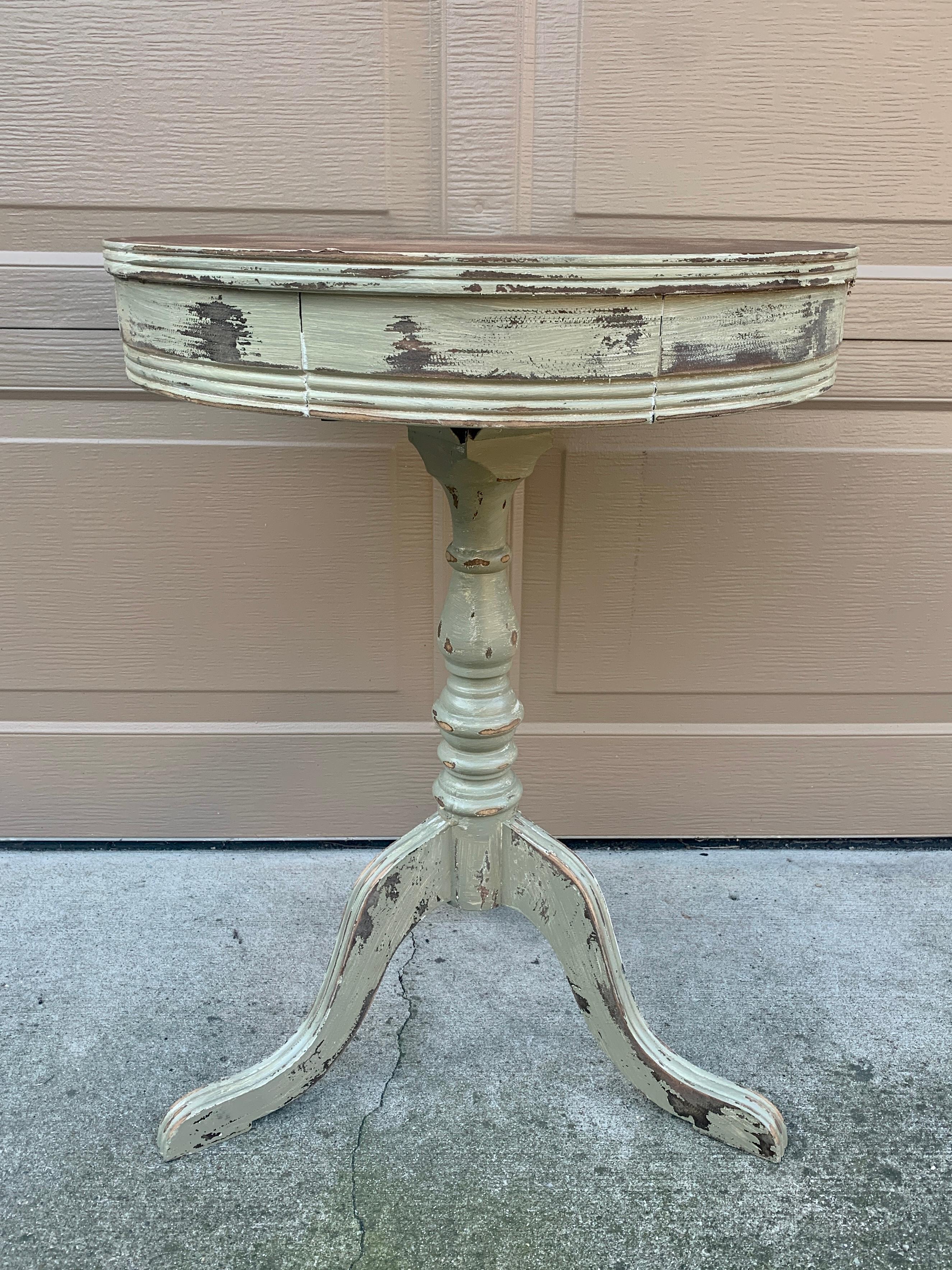 Antique American Regency Round Painted Walnut Side Table, Late 19th Century For Sale 9