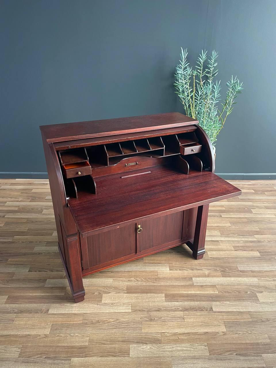 Federal Antique American Roll Top Desk