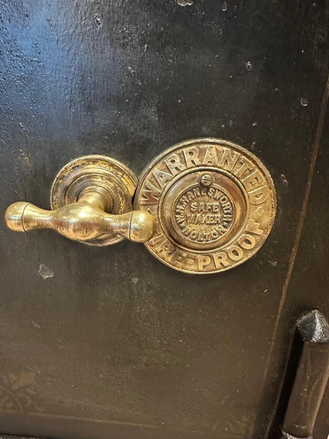 Late 19th Century Antique American Safe For Sale