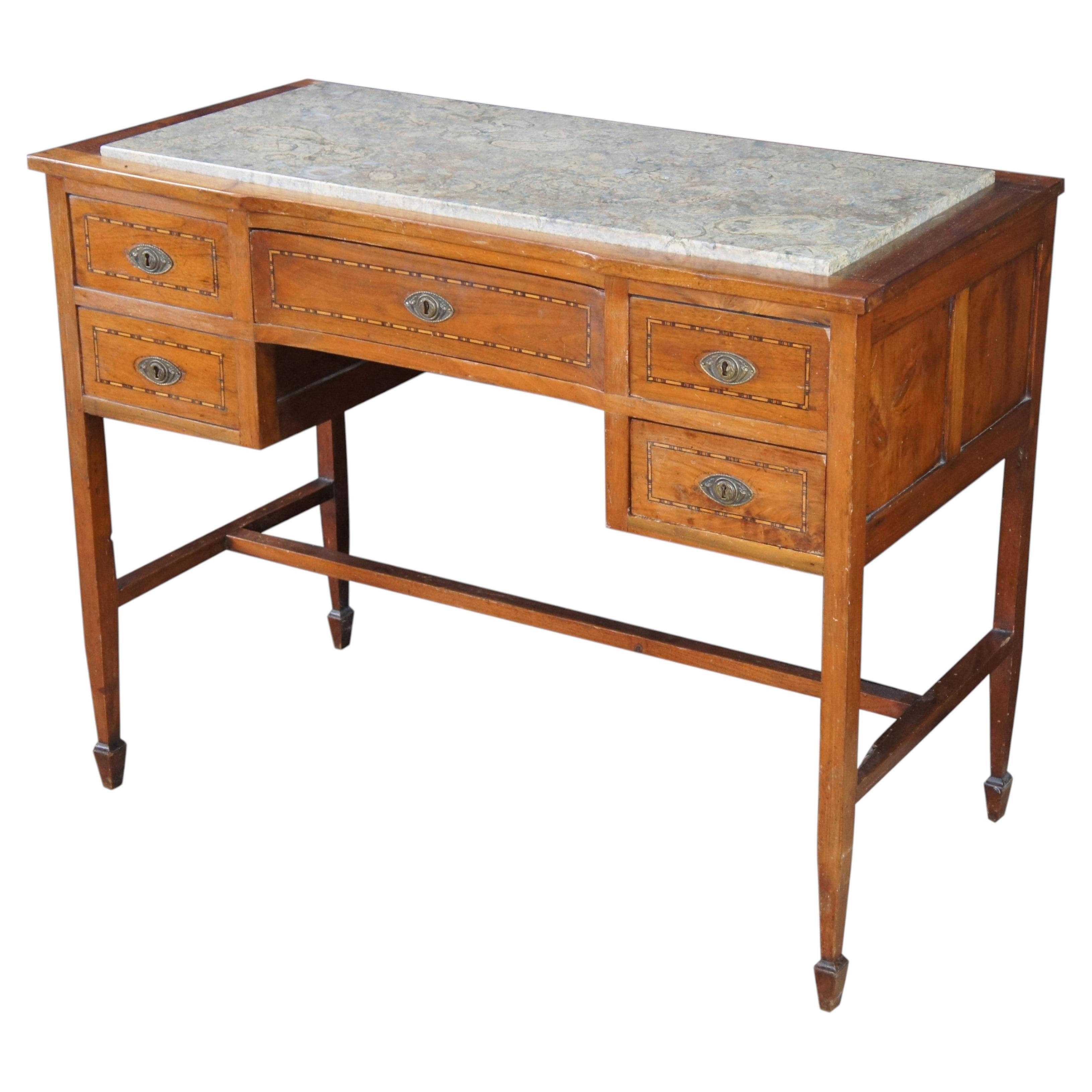 Bureau de bibliothèque américain ancien de style Sheraton, en acajou marqueté, avec plateau en marbre