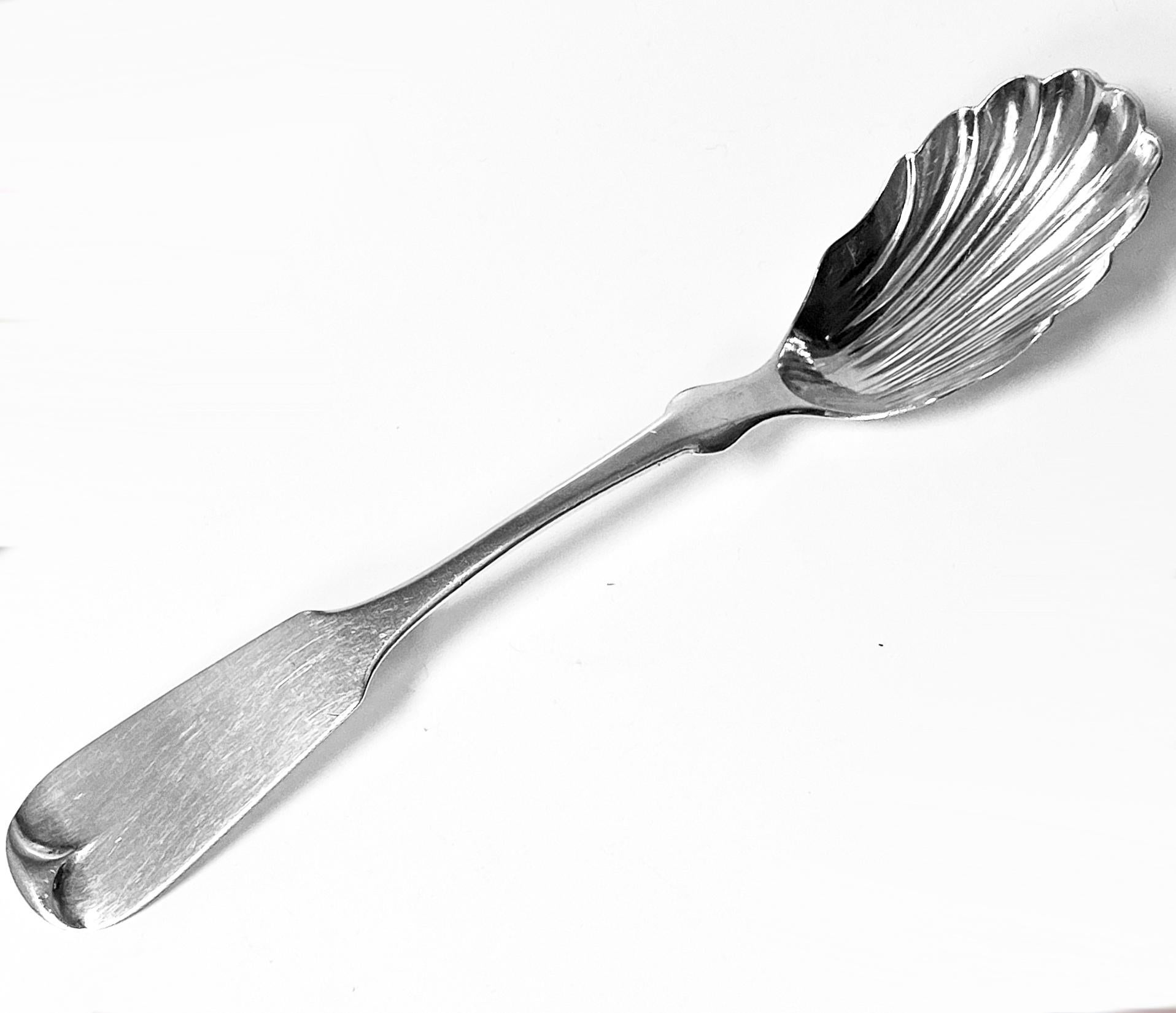 Antique American Silver Jam or Sugar Ladle Spoon Newburg New York C.1850 John Westervelt, retailed by D.G. Leonard. Elongated fiddle handle with scalloped shell bowl. Good patina, good marks, no issues. Length: 6.75 inches. Weight: 23.50 grams