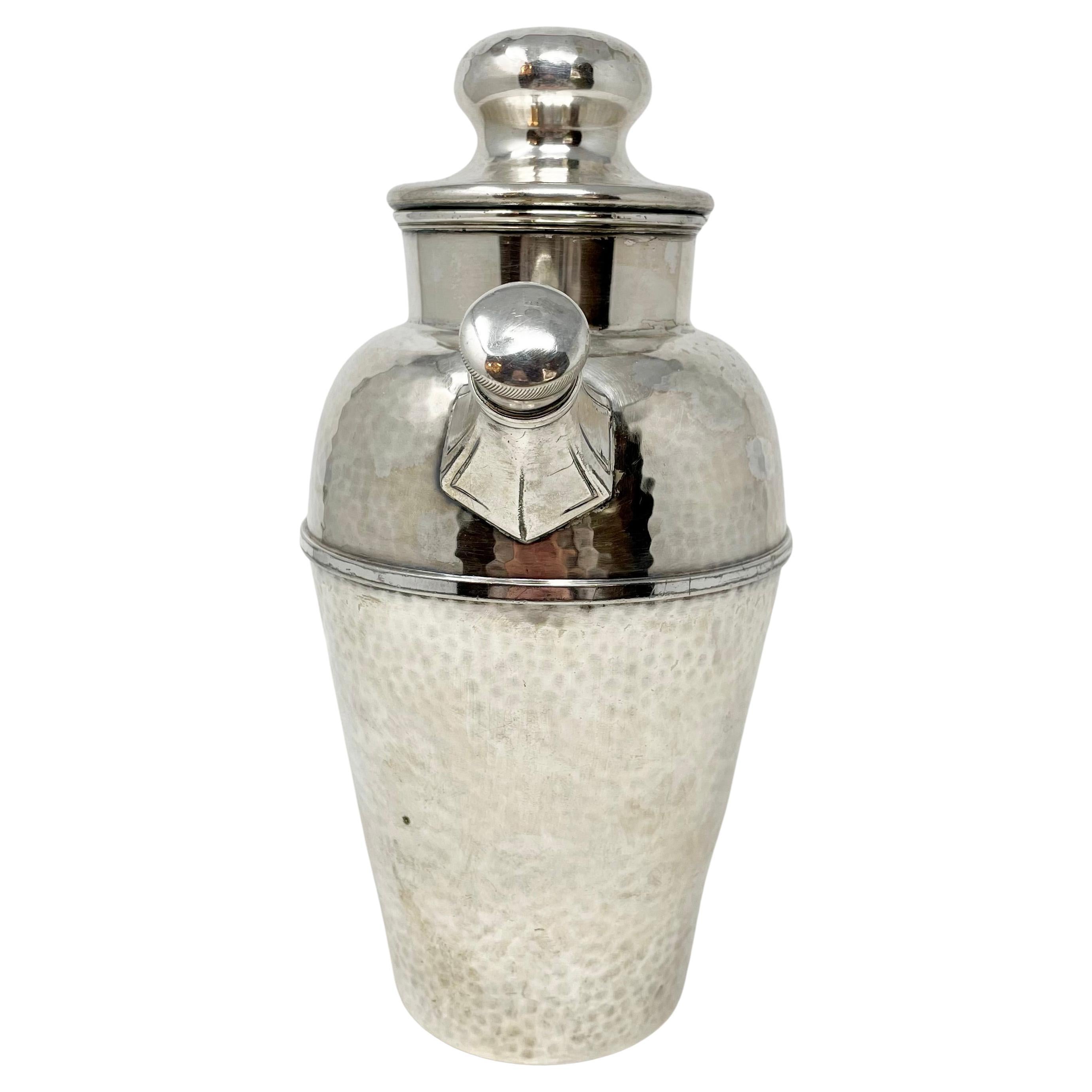 Ancien shaker à cocktail américain en métal argenté signé 