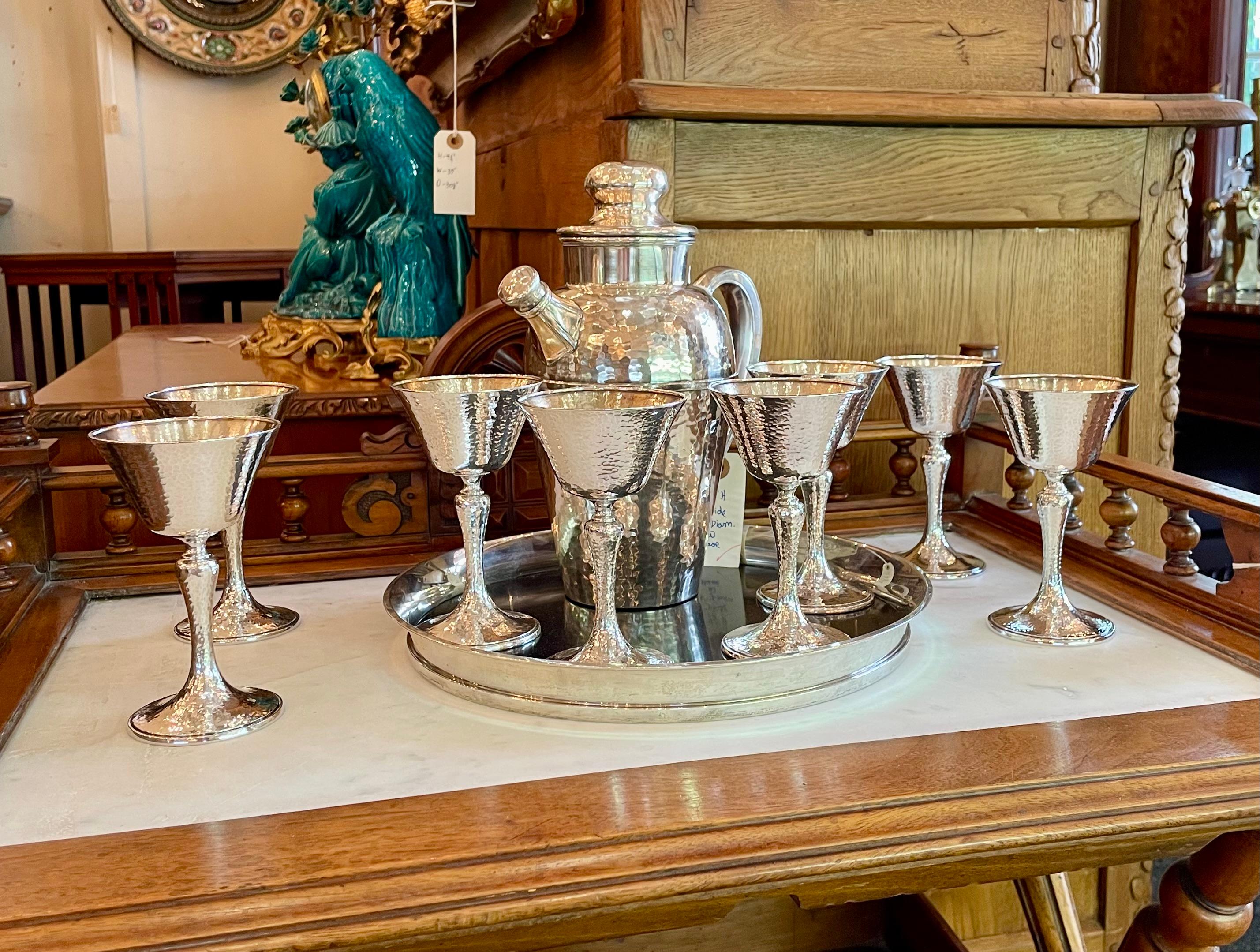Ancien shaker à cocktail américain en métal argenté signé 