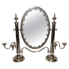 Antique Mirror e candelabri Coiffeuse americani placcati in argento, 1920-1930 circa