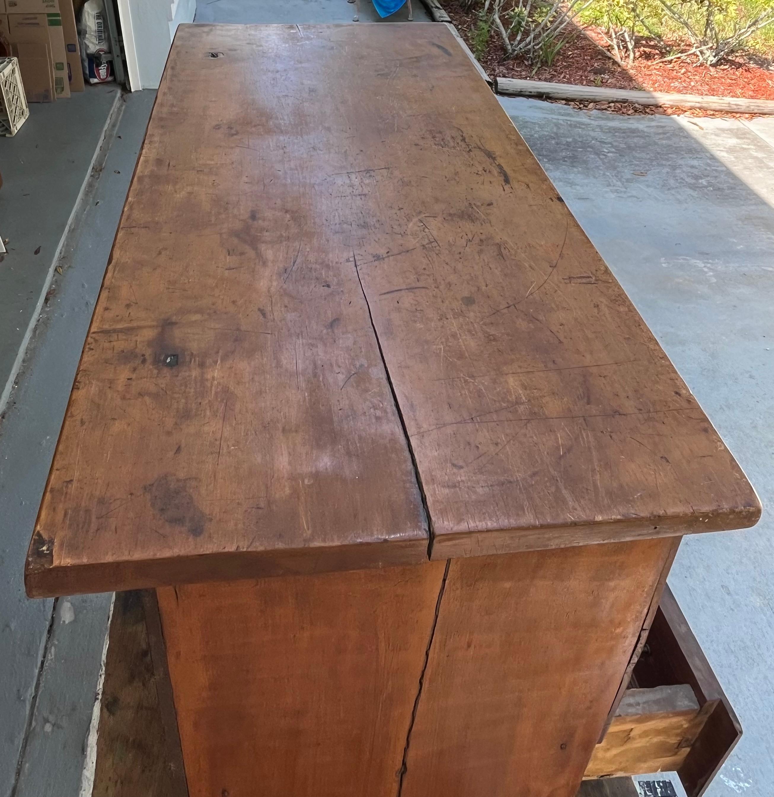 Antique American Single Drawer Pine Blanket Chest. 4