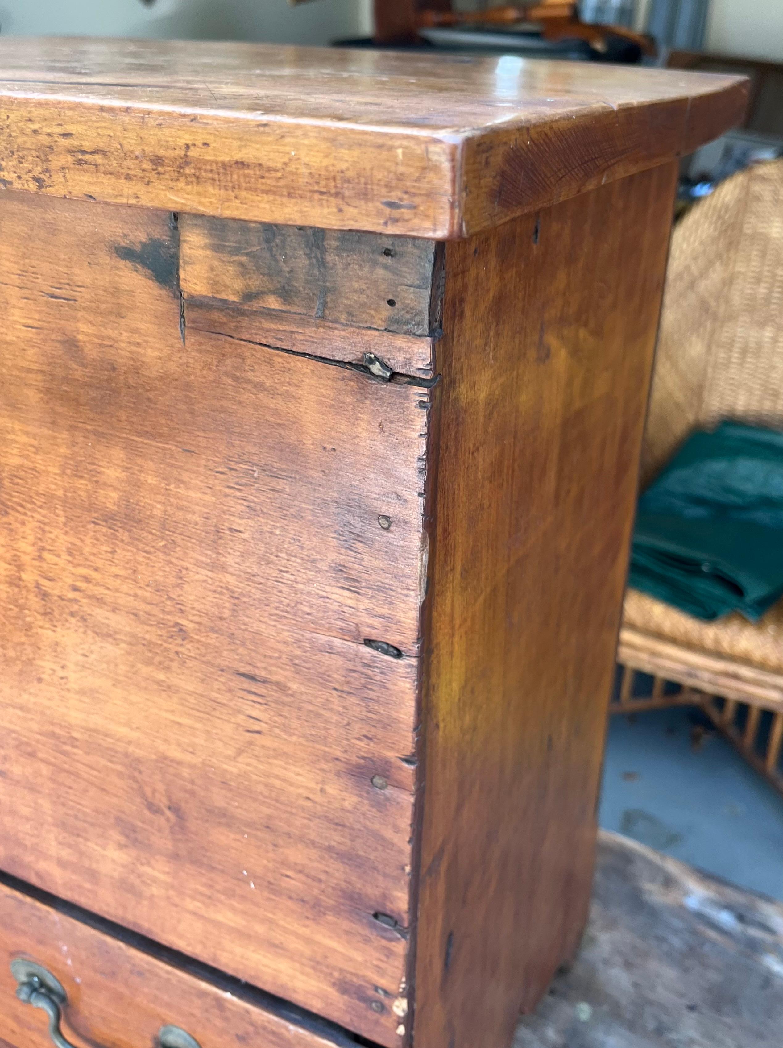 19th Century Antique American Single Drawer Pine Blanket Chest.