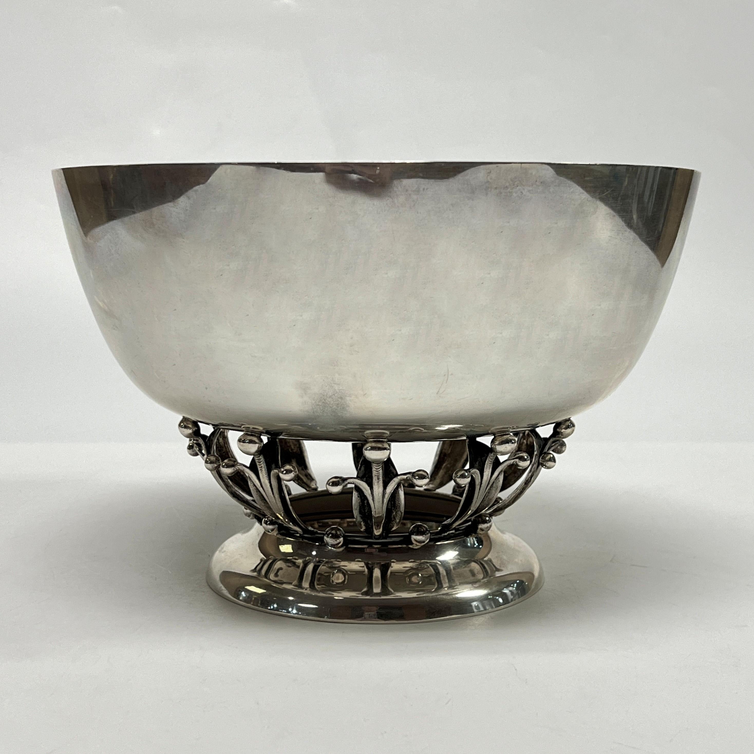 Belle Époque Antique American Sterling Silver Bowl in Danish Georg Jensen Style For Sale