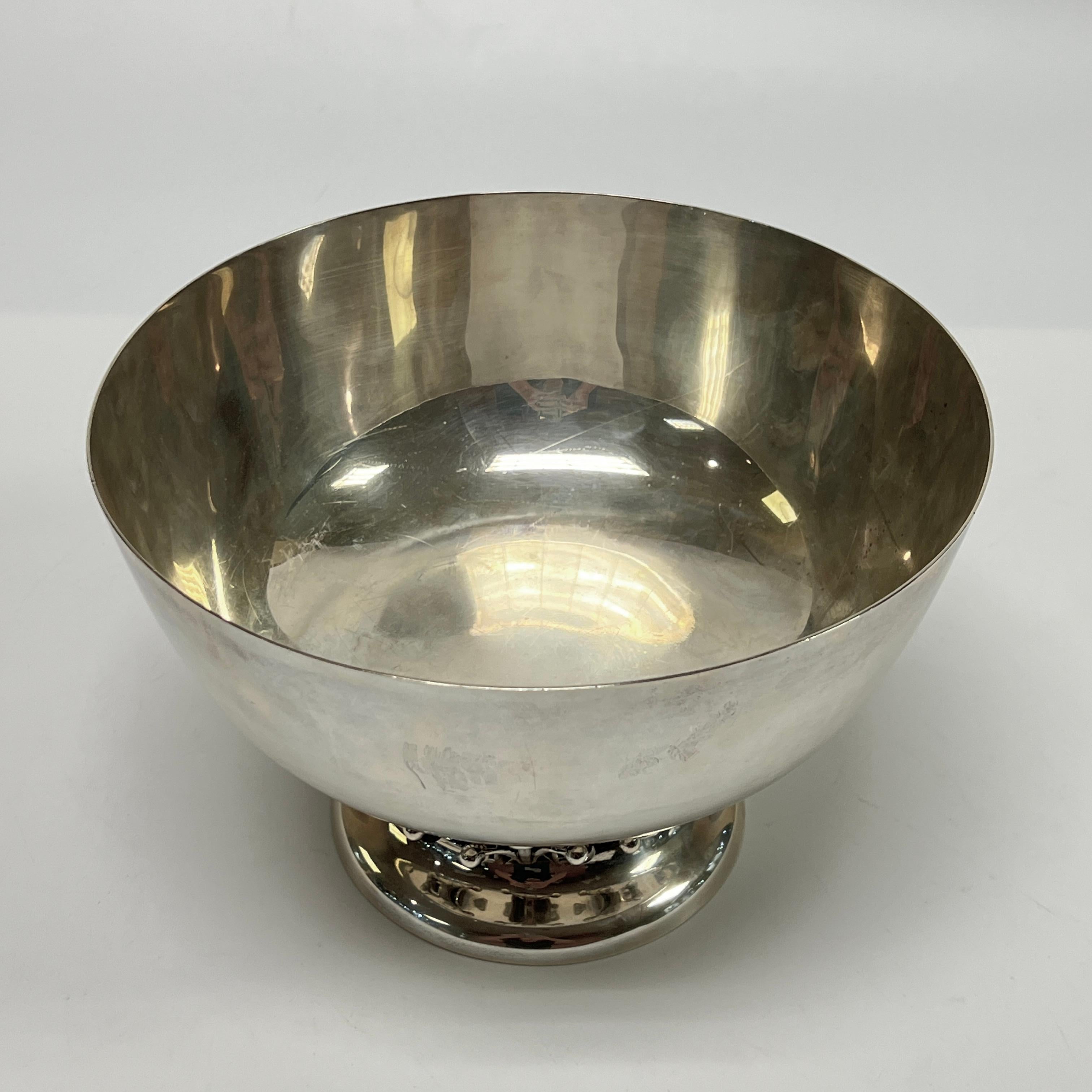 Antique American Sterling Silver Bowl in Danish Georg Jensen Style In Good Condition For Sale In New York, NY