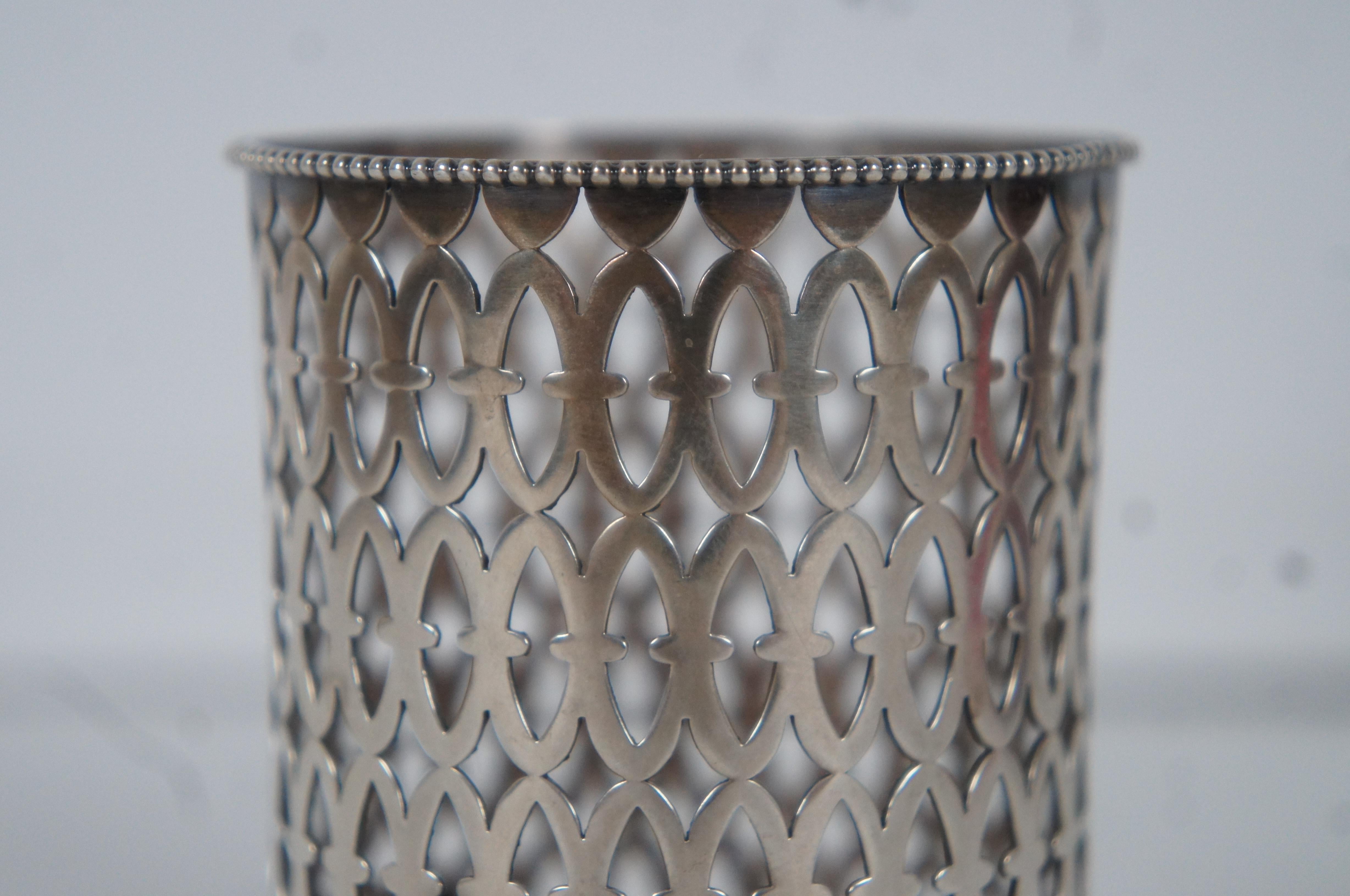 Antiguo frasco de perfume americano de plata de ley y cristal de arándano 114 58g en venta 3