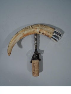 Sacacorchos Americano Antiguo de Plata de Ley y Cuerno con Adorno Tallado