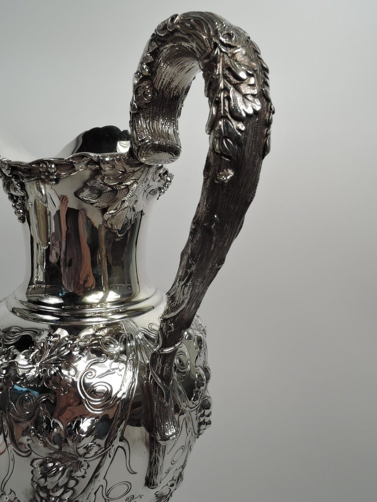 Antique American Sterling Silver Pitcher with Fruiting Grapevine In Good Condition For Sale In New York, NY