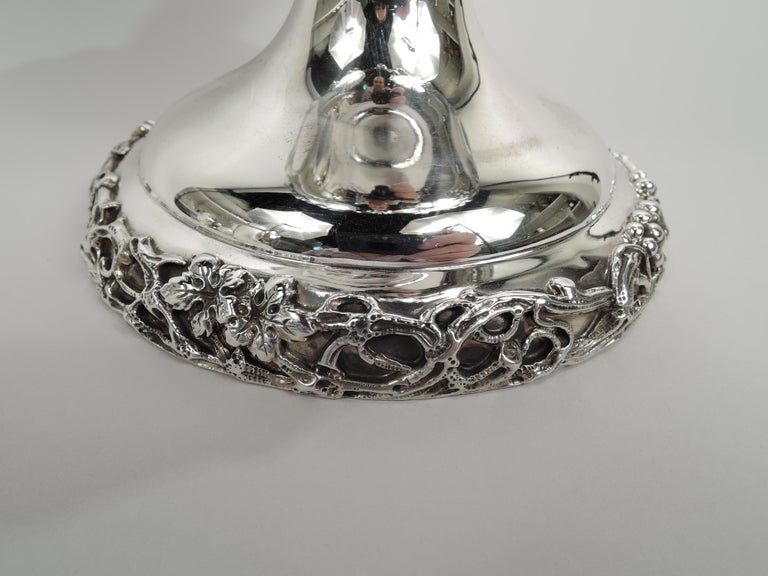 Antique American Sterling Silver Pitcher with Fruiting Grapevine For Sale 1