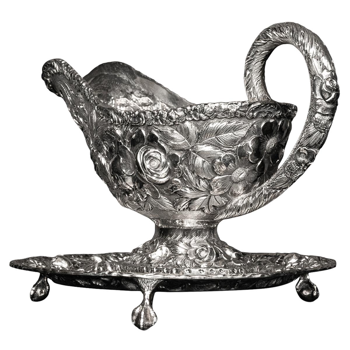 Antiguo Recipiente y Soporte para Salsas S. Kirk & Son en Plata de Ley Americana Repousé Art Decó en venta