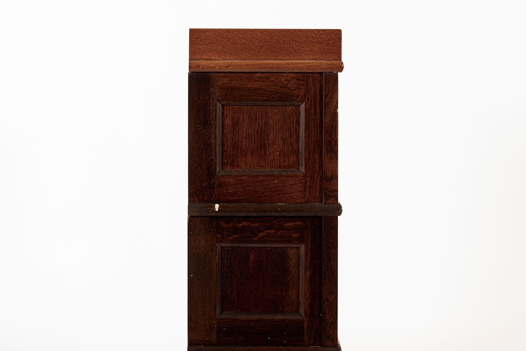 Antique American Three Shelf Barrister Bookcase Cabinet in Tiger Oak 7