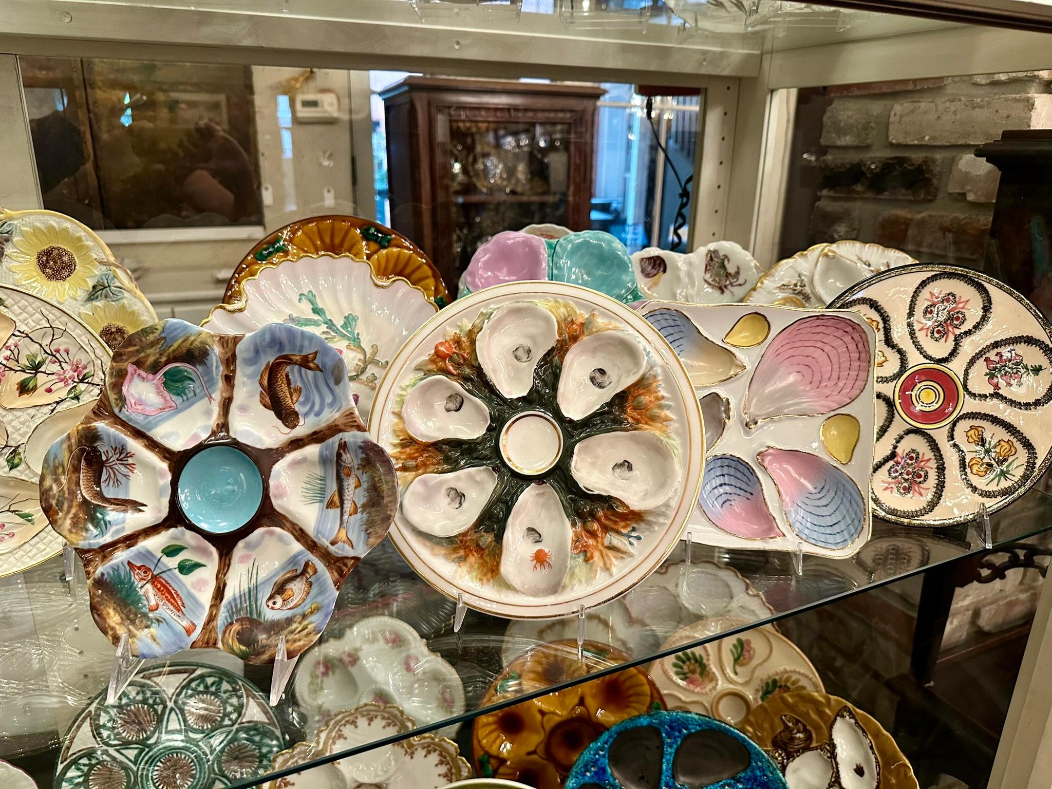 Ancienne assiette à huîtres américaine Union Porcelain Works en porcelaine représentant des animaux marins, vers 1880 en vente 1