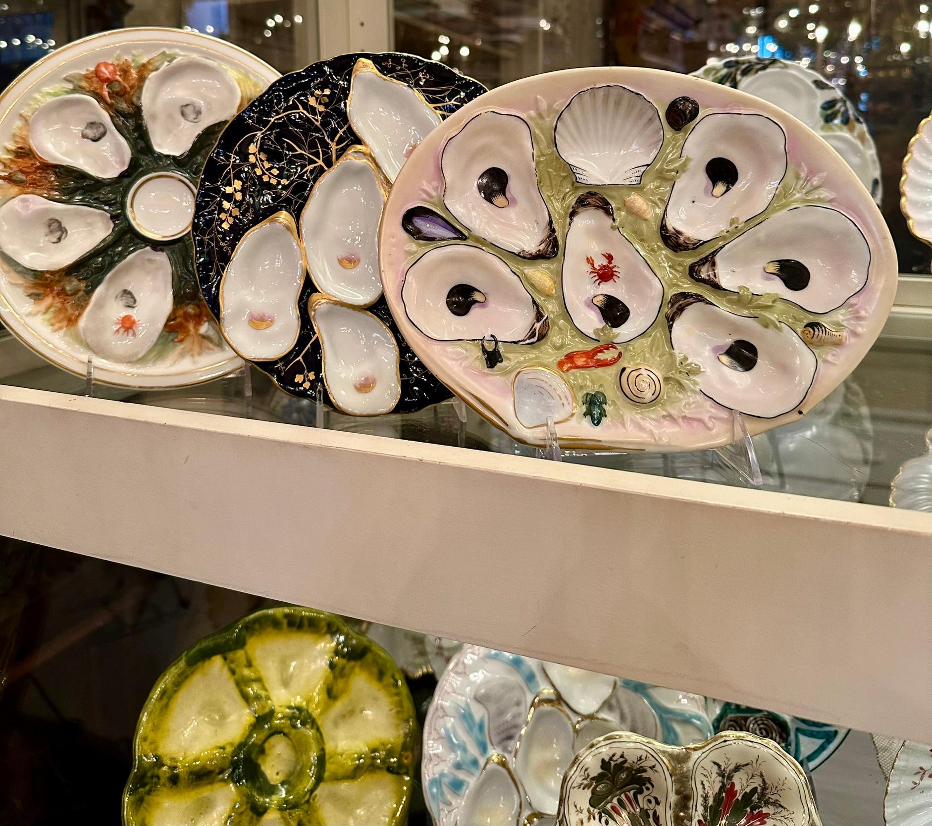 Antique American UPW Large Clamshell Porcelain Sea Life Oyster Plate, Circa 1890 For Sale 3