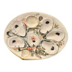 Ancienne assiette à huîtres en porcelaine à coquilles, Circa 1890