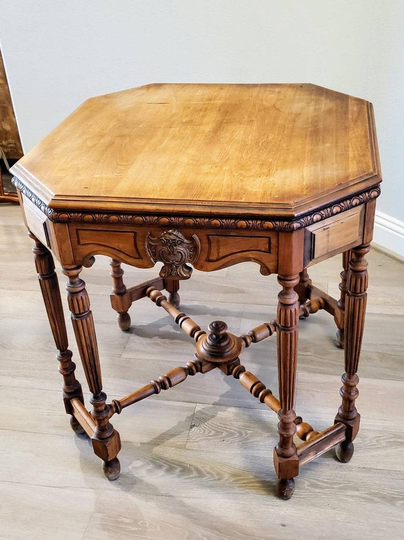 Antique American Victorian Carved Walnut Octagonal Center Table For Sale 1