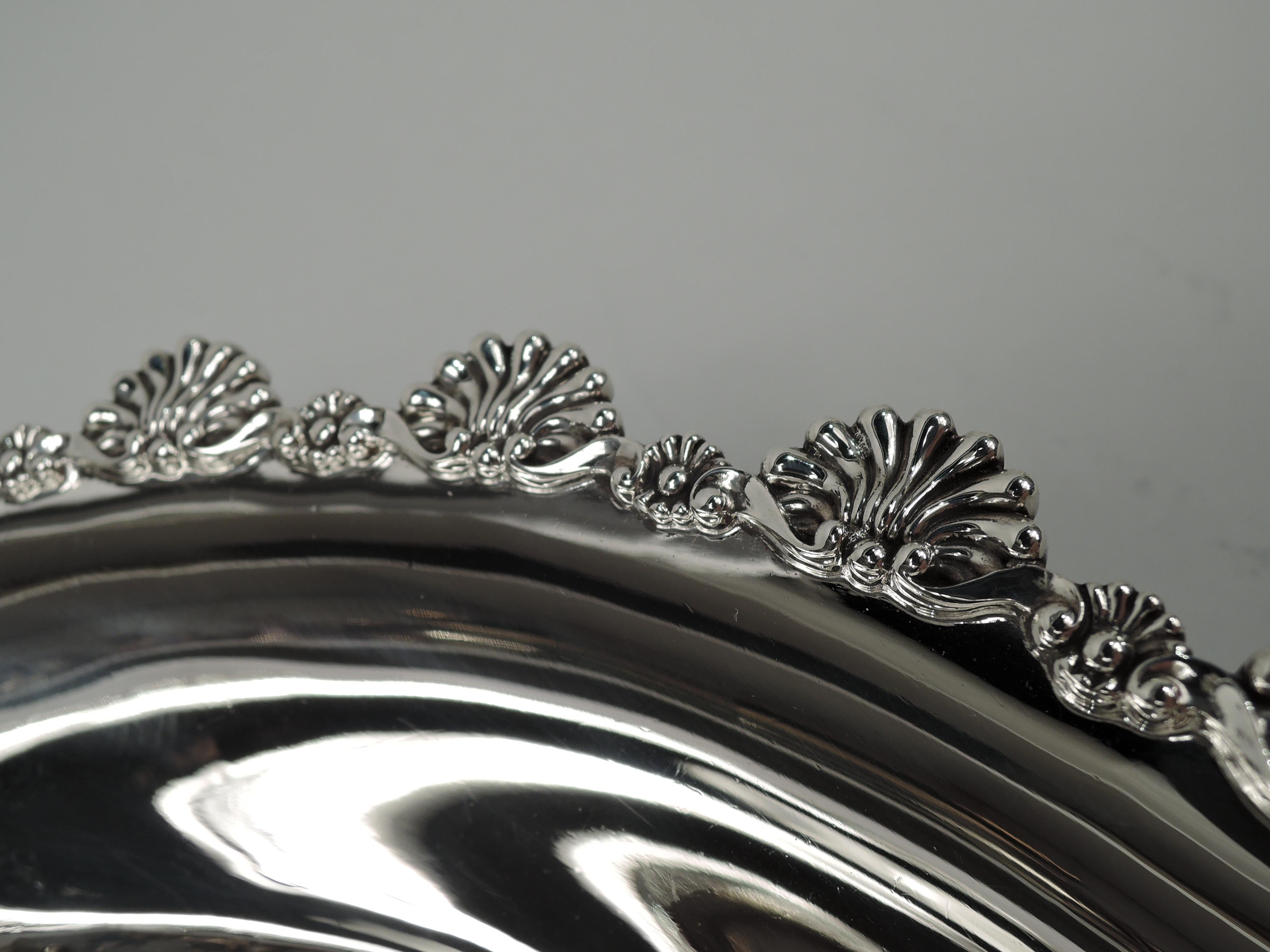 Antique American Victorian Classical Sterling Silver Bowl In Excellent Condition In New York, NY