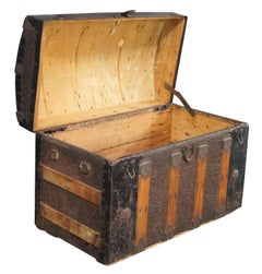 Antique American Victorian Floral Embossed Oak & Metal Dome Top Steamer Trunk